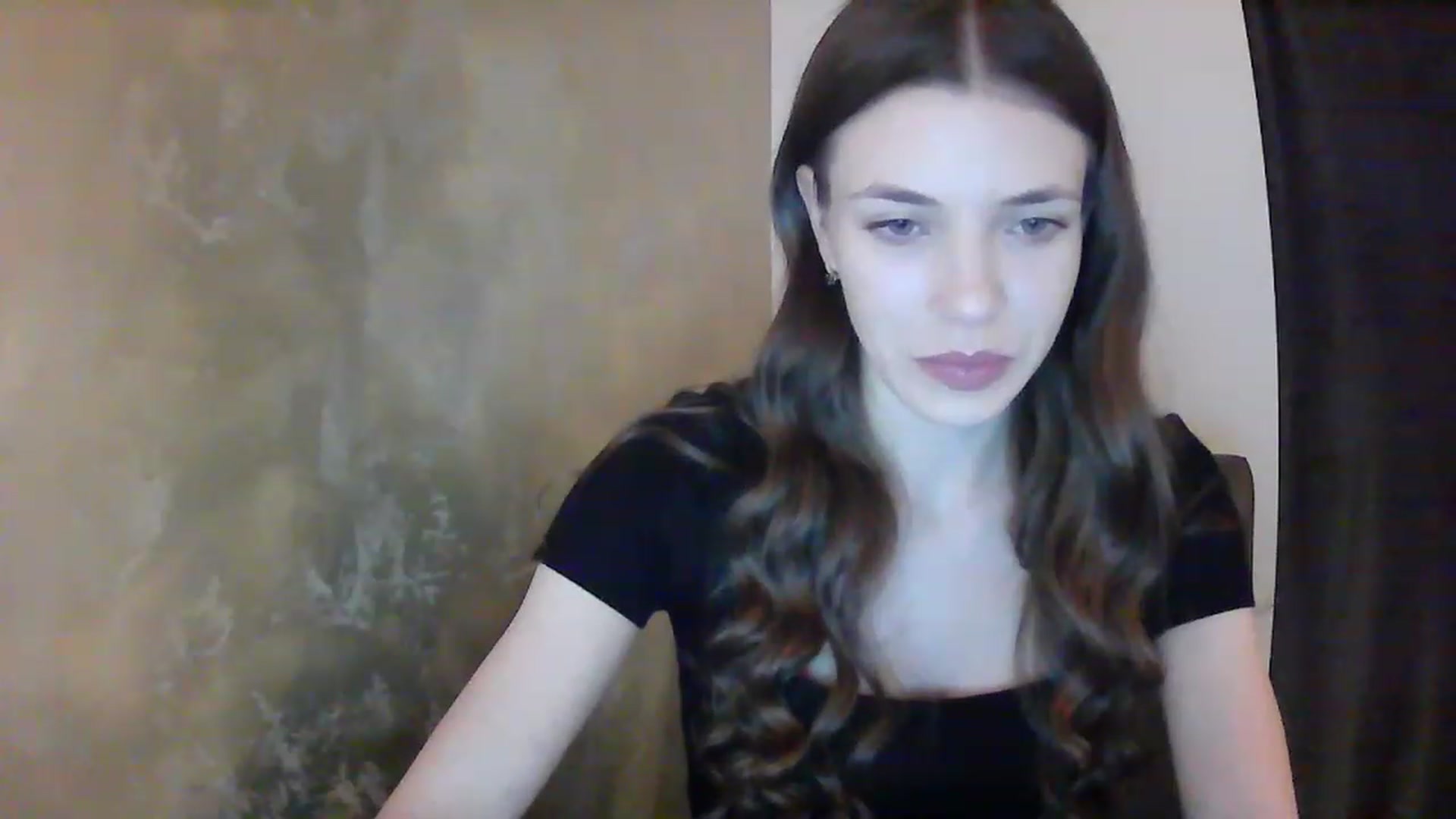 Gallery image thumbnail from GreenKittyy's myfreecams stream on, 01/06/2023, 22:59 image 11 of 20