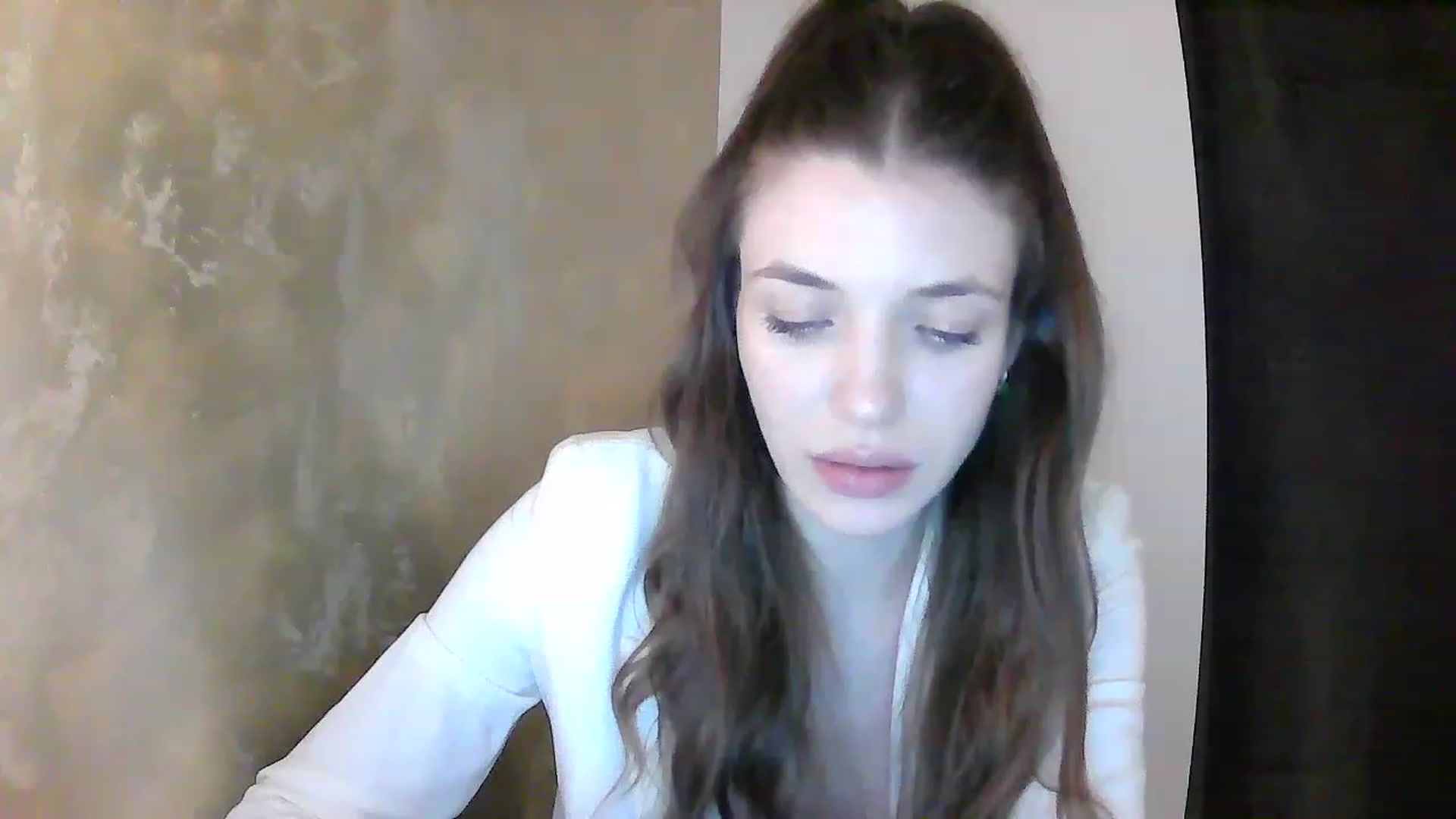 Gallery image thumbnail from GreenKittyy's myfreecams stream on, 01/07/2023, 23:03 image 7 of 20