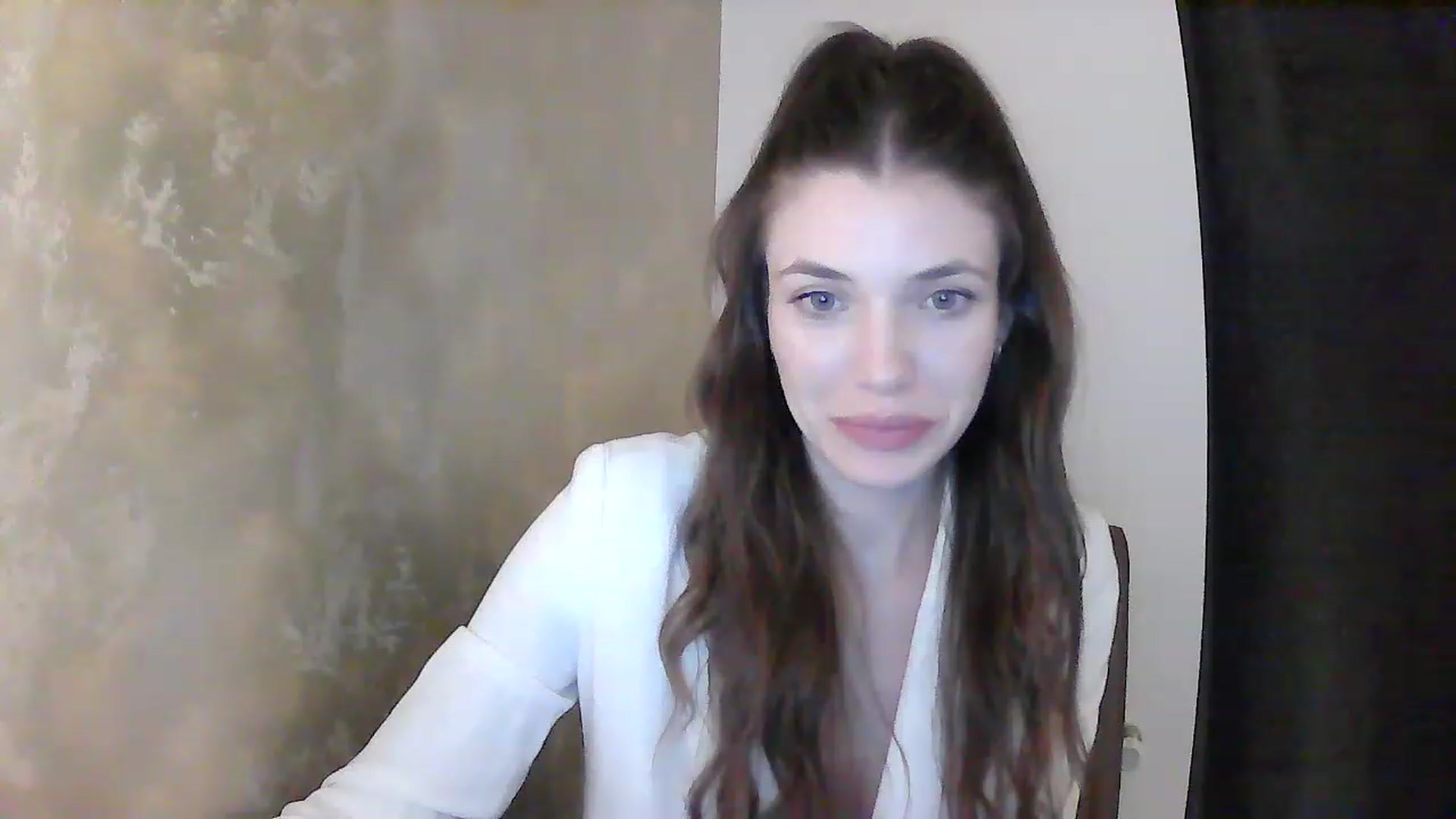 Gallery image thumbnail from GreenKittyy's myfreecams stream on, 01/07/2023, 23:03 image 3 of 20