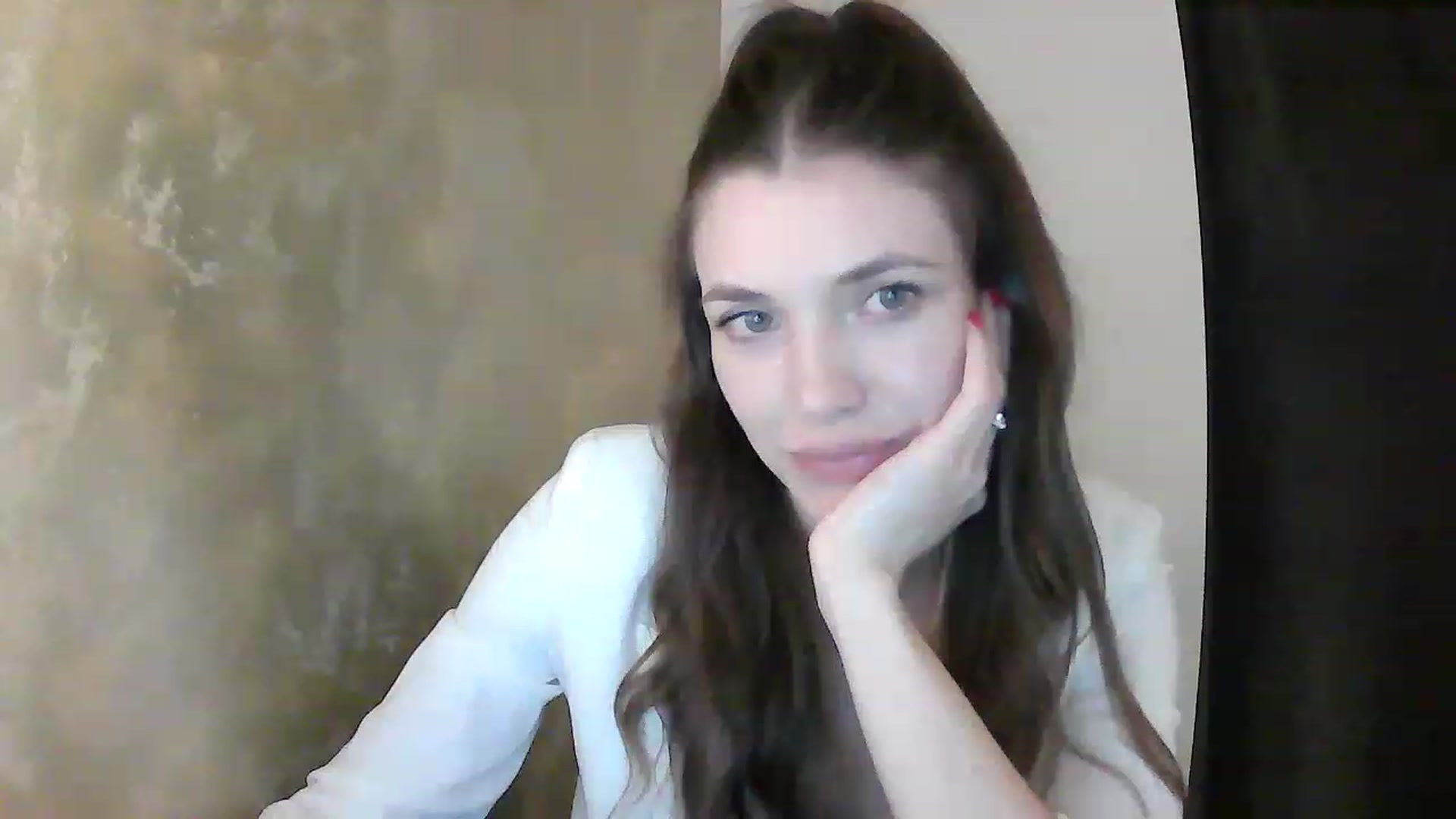 Gallery image thumbnail from GreenKittyy's myfreecams stream on, 01/07/2023, 23:03 image 13 of 20