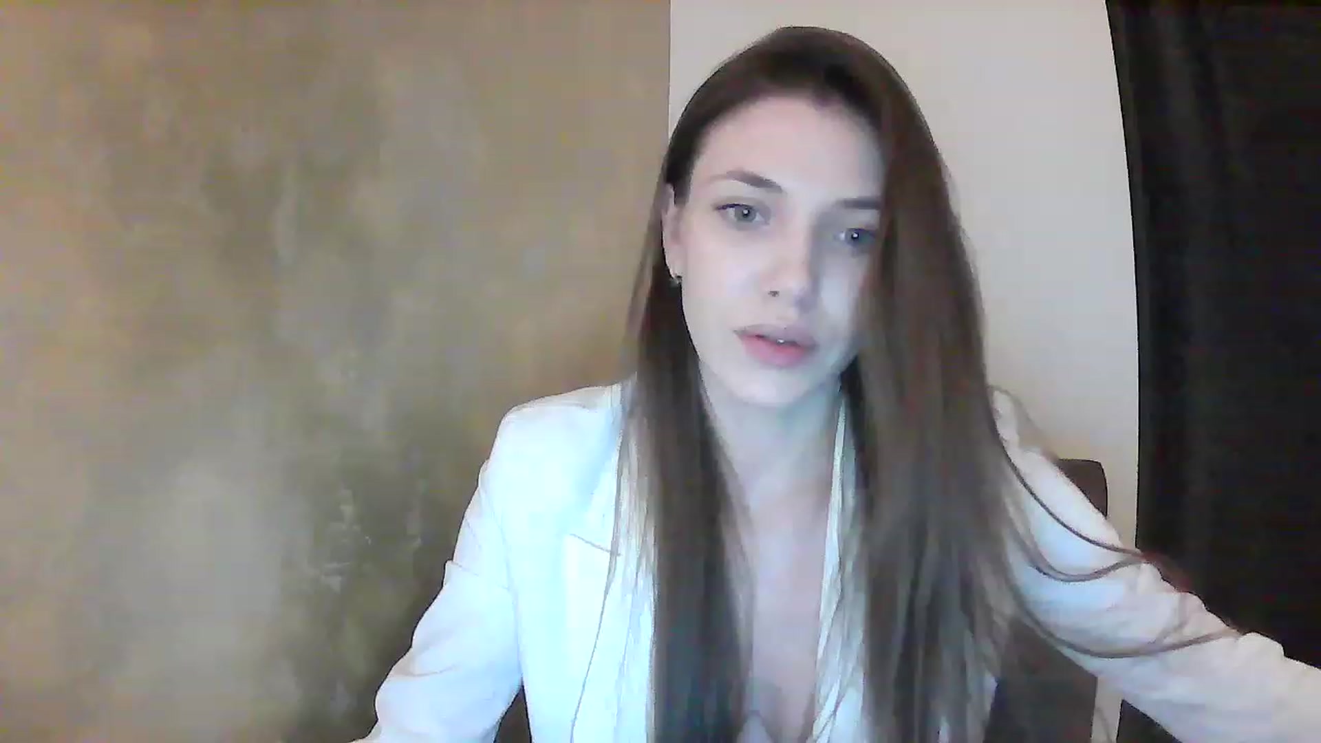 Gallery image thumbnail from GreenKittyy's myfreecams stream on, 01/08/2023, 22:15 image 6 of 20