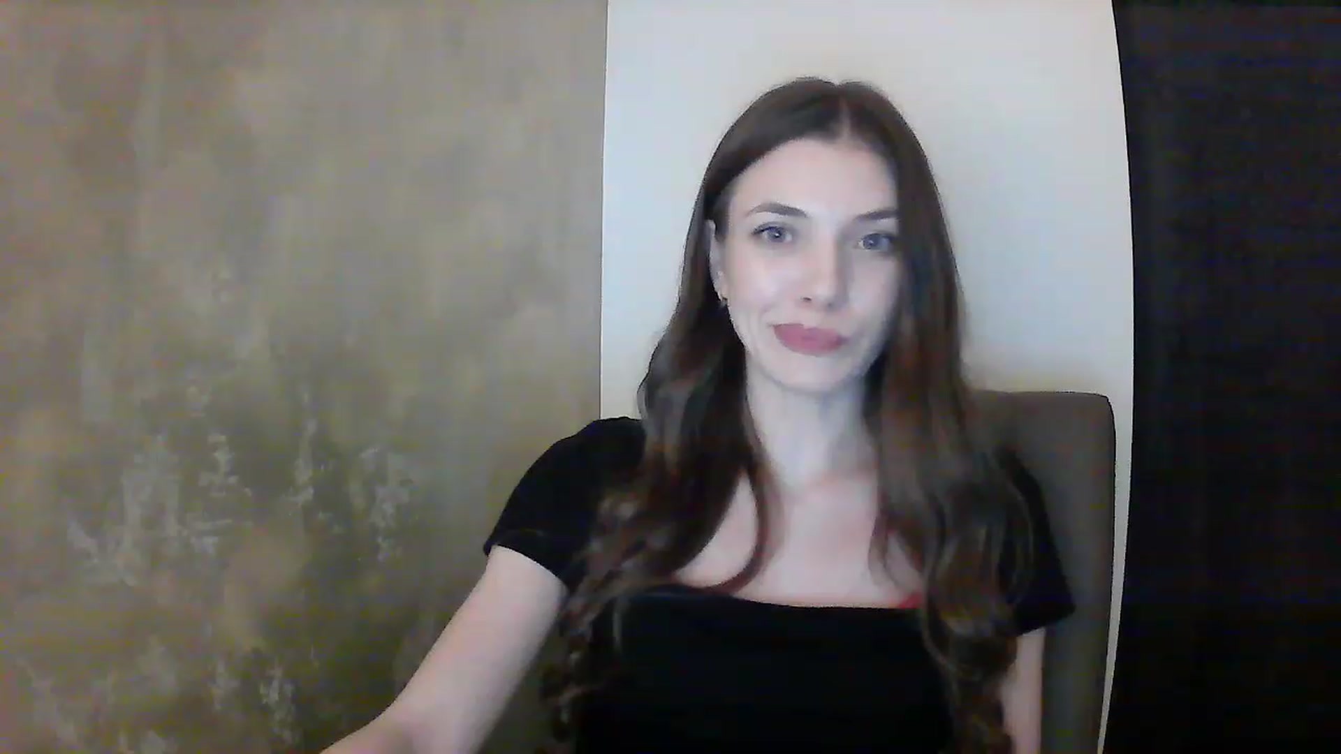 Gallery image thumbnail from GreenKittyy's myfreecams stream on, 01/09/2023, 23:43 image 7 of 20