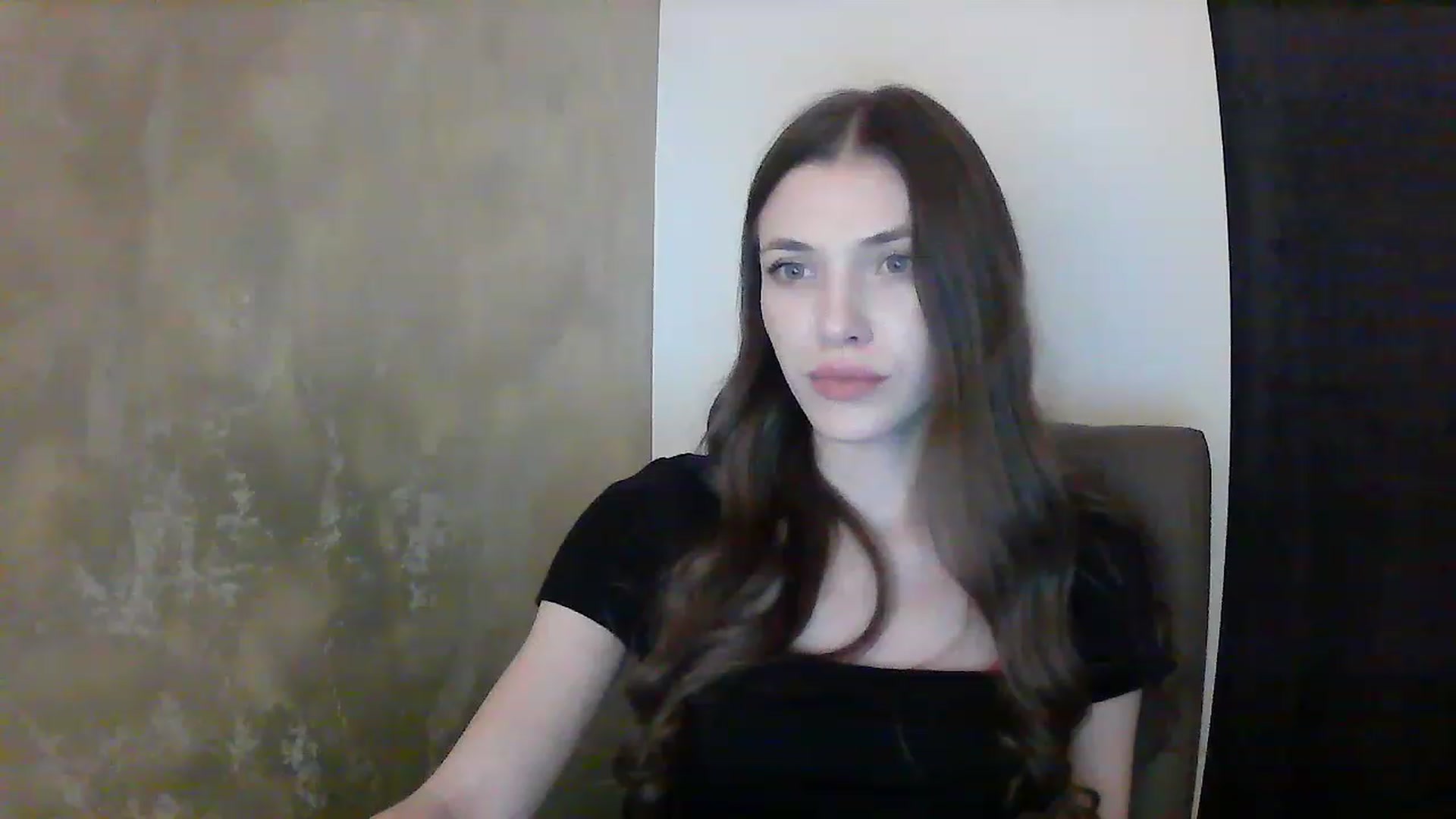 Gallery image thumbnail from GreenKittyy's myfreecams stream on, 01/09/2023, 23:43 image 15 of 20