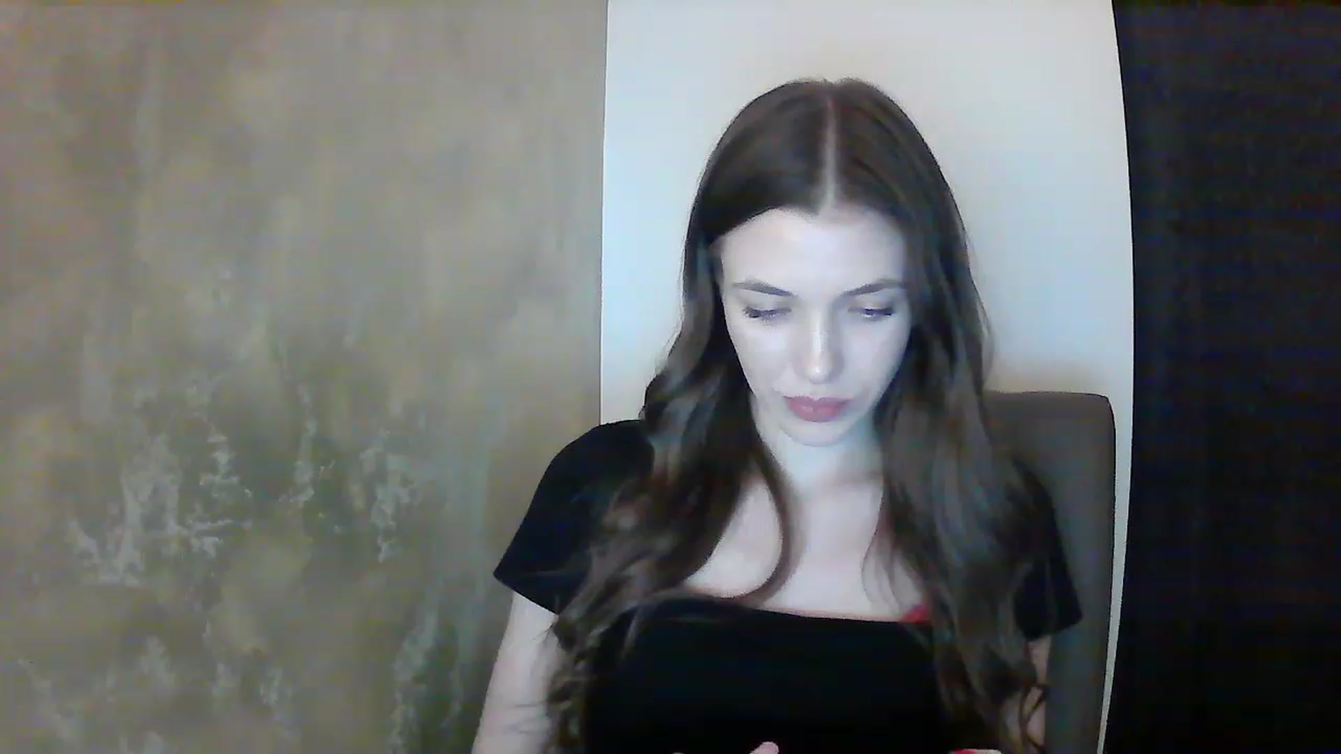 Gallery image thumbnail from GreenKittyy's myfreecams stream on, 01/09/2023, 23:43 image 9 of 20