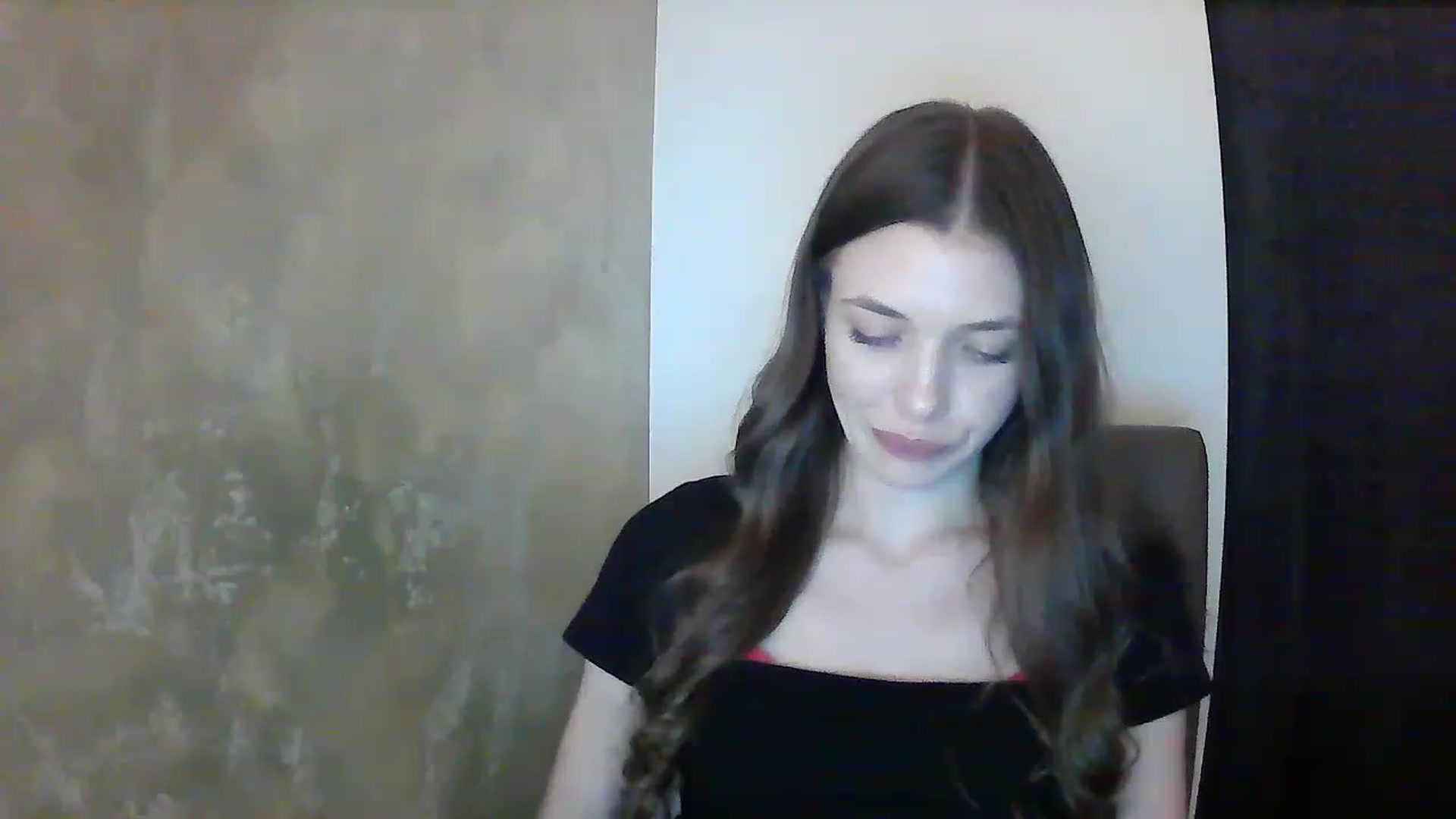 Gallery image thumbnail from GreenKittyy's myfreecams stream on, 01/09/2023, 23:43 image 18 of 20