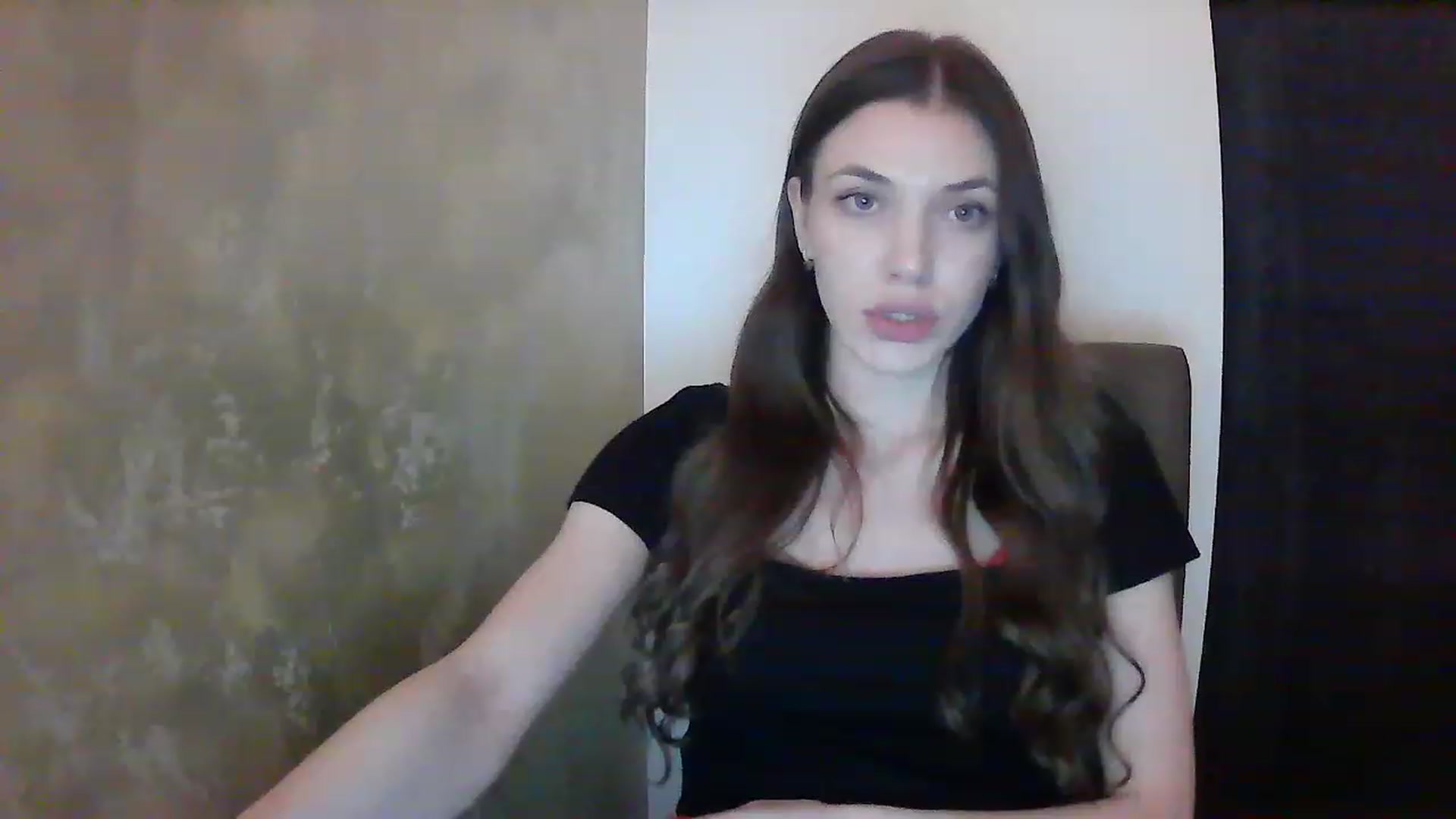 Gallery image thumbnail from GreenKittyy's myfreecams stream on, 01/10/2023, 24:30 image 2 of 20