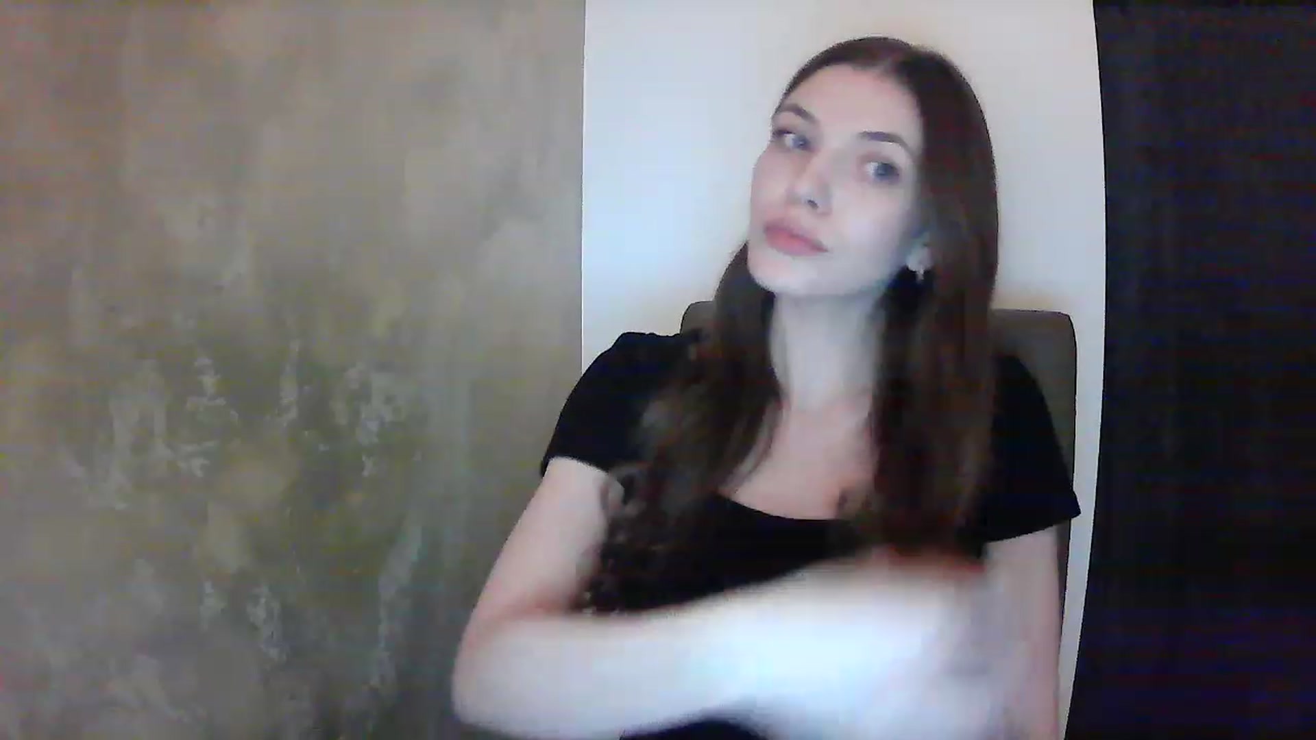 Gallery image thumbnail from GreenKittyy's myfreecams stream on, 01/10/2023, 24:30 image 3 of 20