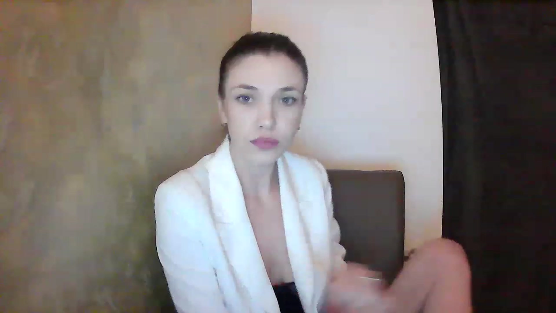 Gallery image thumbnail from GreenKittyy's myfreecams stream on, 01/13/2023, 21:54 image 14 of 20