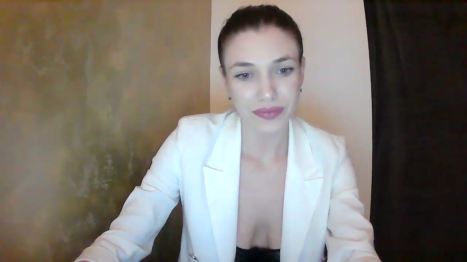 Gallery image thumbnail from GreenKittyy's myfreecams stream on, 01/13/2023, 21:54 image 17 of 20