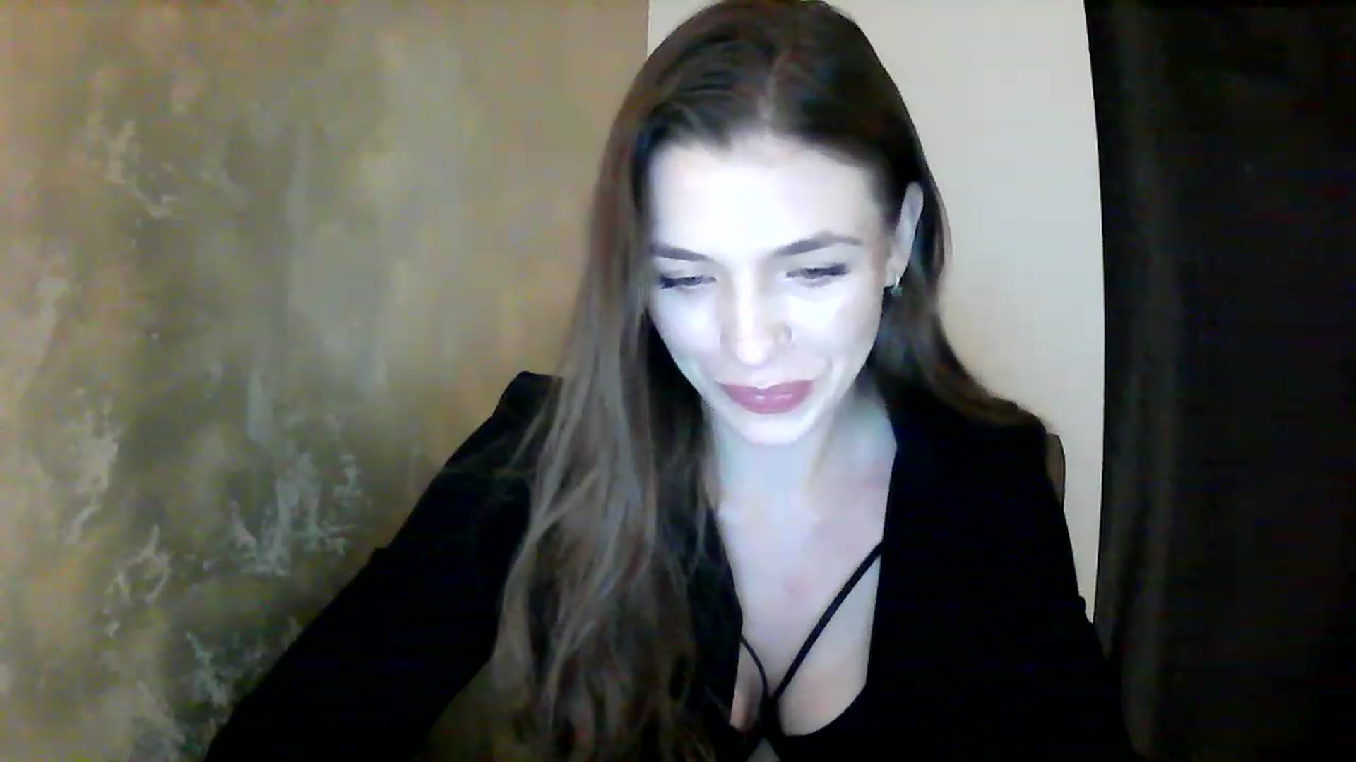 Gallery image thumbnail from GreenKittyy's myfreecams stream on, 01/16/2023, 23:04 image 10 of 20