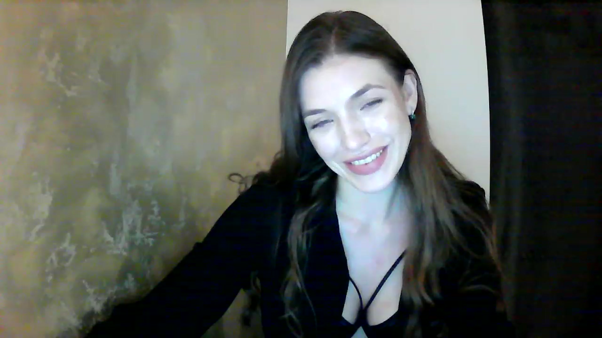Gallery image thumbnail from GreenKittyy's myfreecams stream on, 01/16/2023, 23:04 image 13 of 20