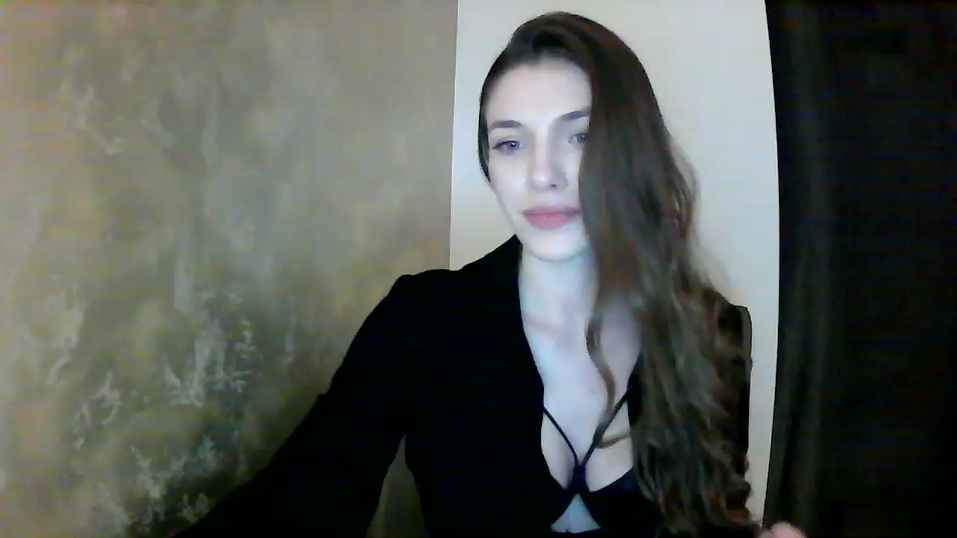 Gallery image thumbnail from GreenKittyy's myfreecams stream on, 01/16/2023, 23:04 image 5 of 20
