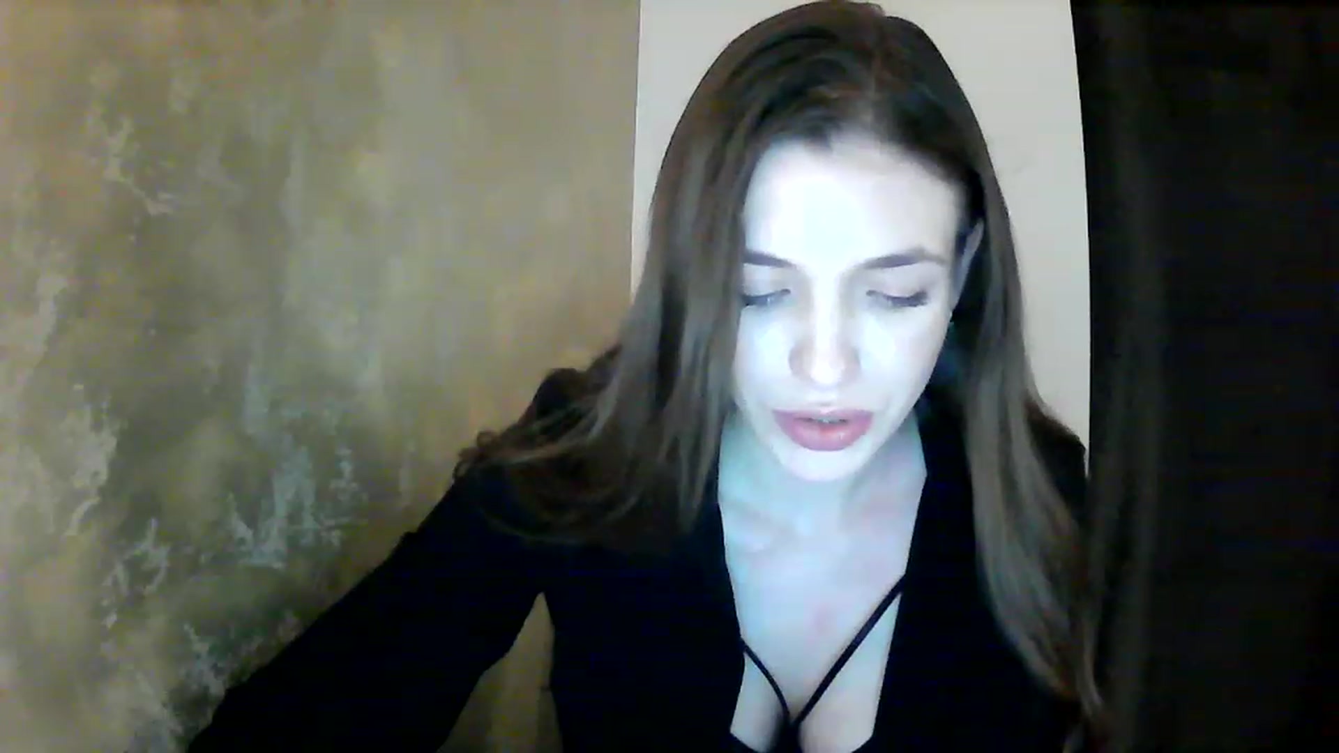 Gallery image thumbnail from GreenKittyy's myfreecams stream on, 01/16/2023, 23:04 image 14 of 20