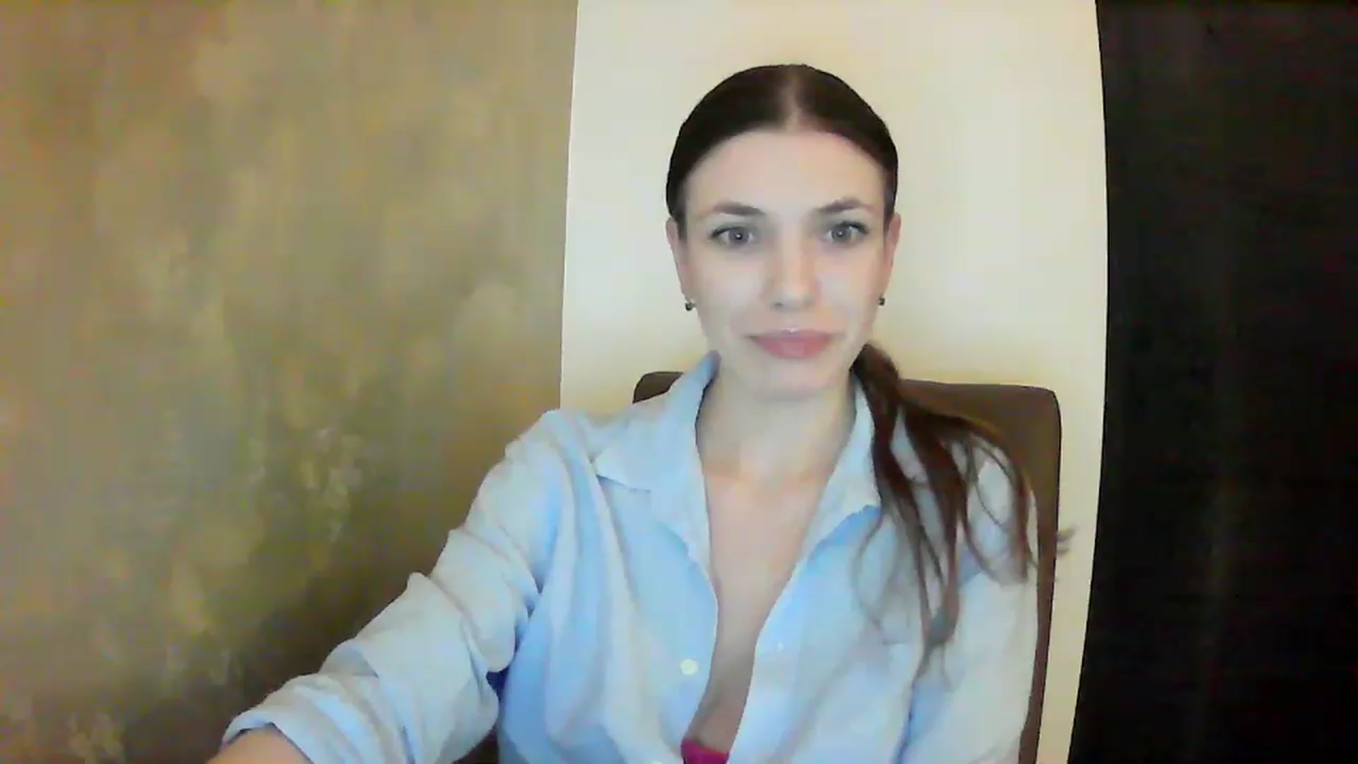 Gallery image thumbnail from GreenKittyy's myfreecams stream on, 01/17/2023, 22:24 image 6 of 20