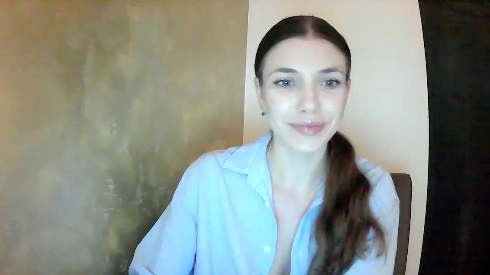 Gallery image thumbnail from GreenKittyy's myfreecams stream on, 01/17/2023, 22:24 image 17 of 20