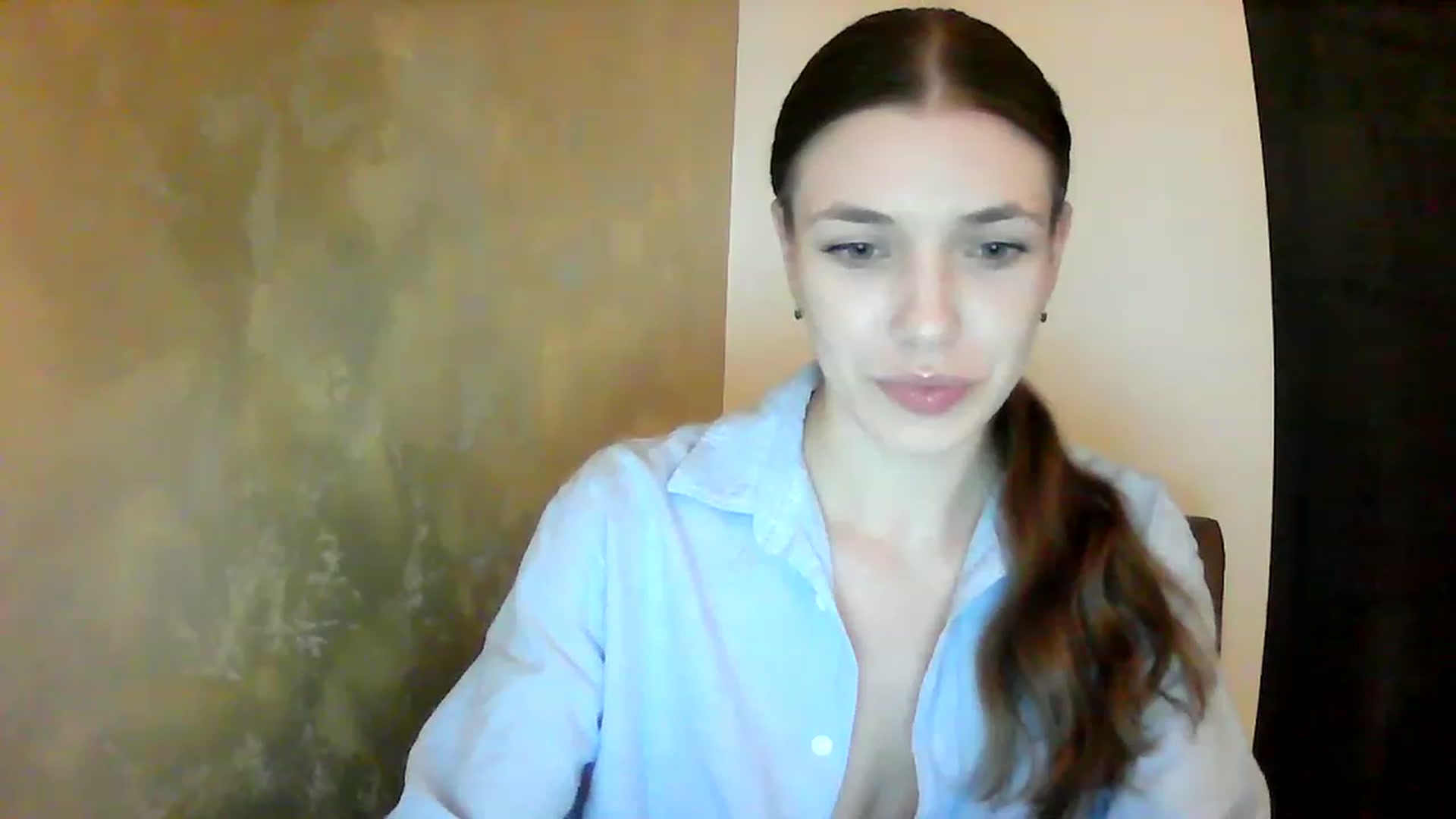 Gallery image thumbnail from GreenKittyy's myfreecams stream on, 01/17/2023, 22:24 image 16 of 20