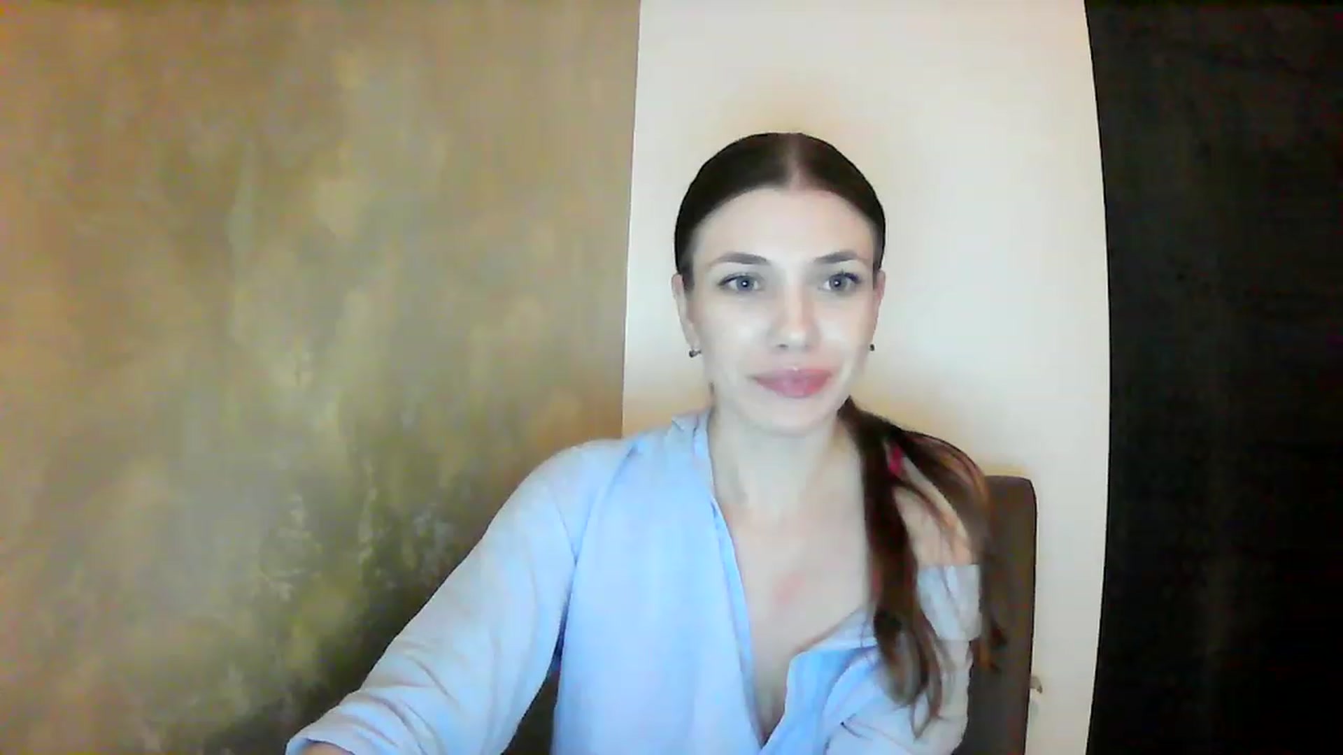 Gallery image thumbnail from GreenKittyy's myfreecams stream on, 01/17/2023, 23:43 image 14 of 20