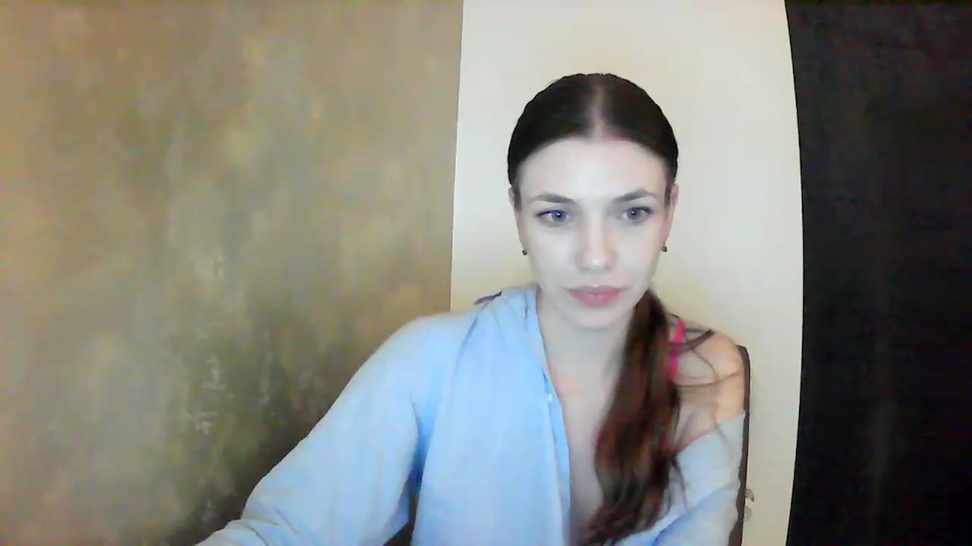 Gallery image thumbnail from GreenKittyy's myfreecams stream on, 01/17/2023, 23:43 image 19 of 20