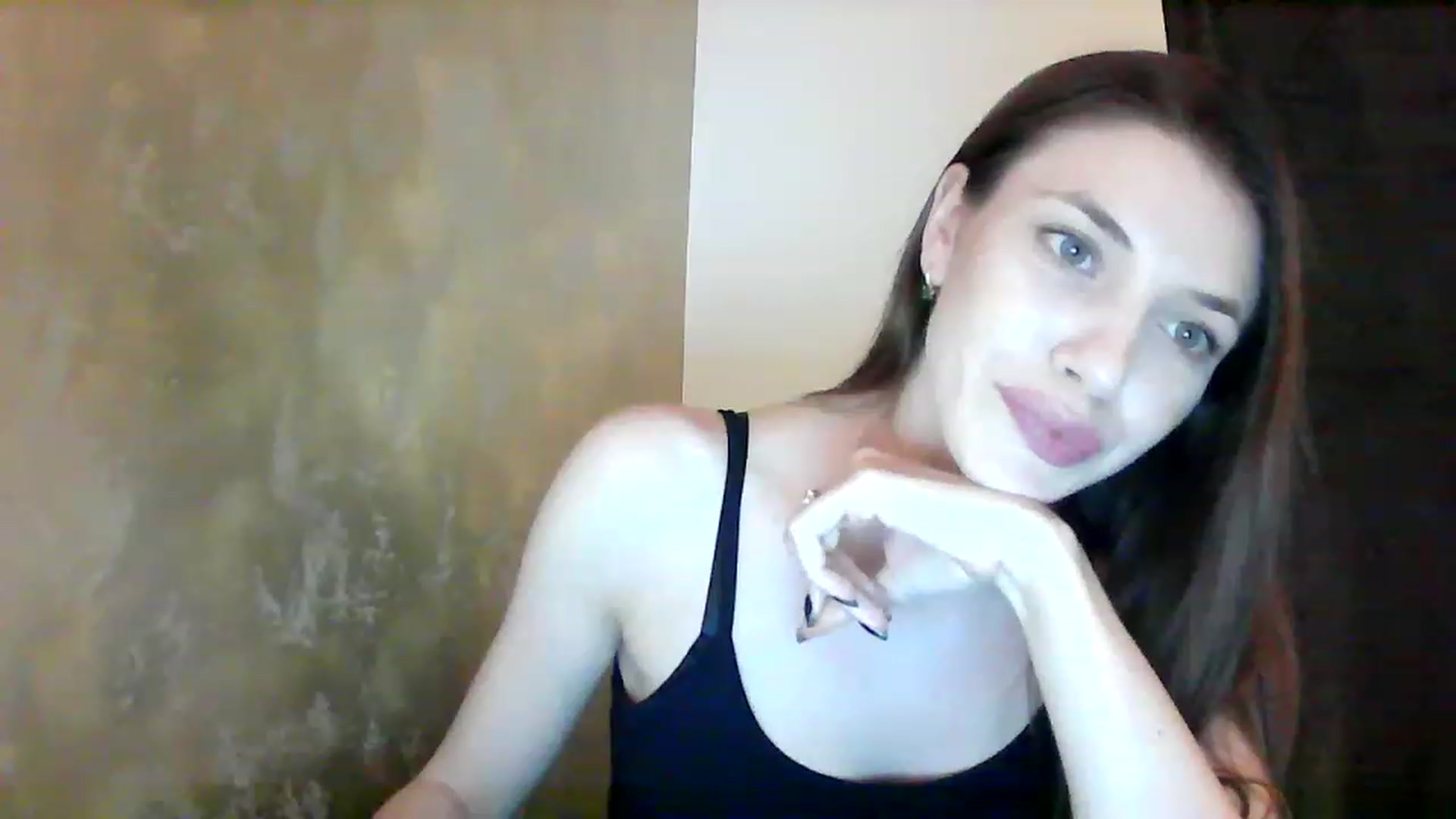 Gallery image thumbnail from GreenKittyy's myfreecams stream on, 01/20/2023, 01:16 image 5 of 20