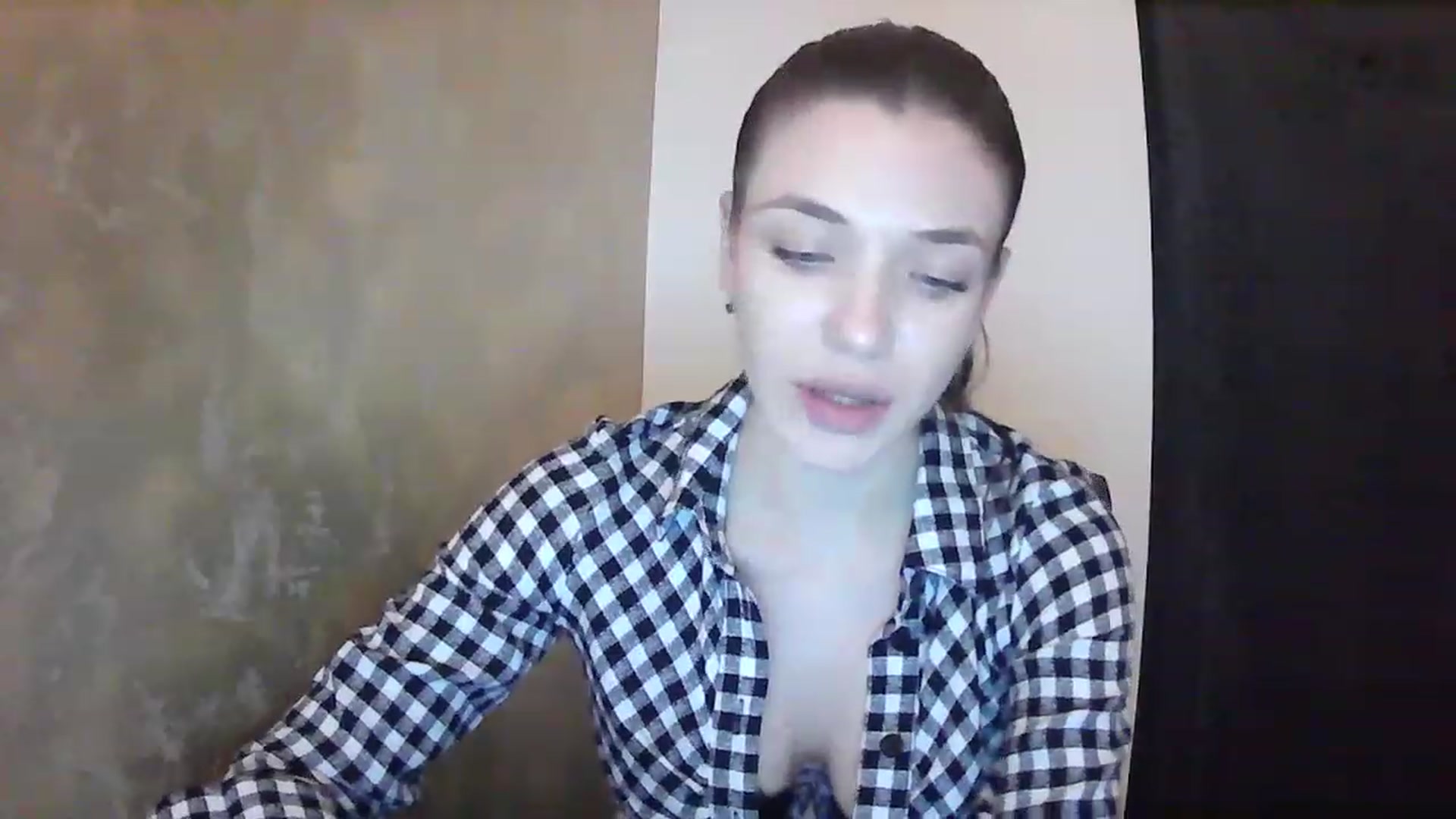 Gallery image thumbnail from GreenKittyy's myfreecams stream on, 01/21/2023, 01:13 image 19 of 20