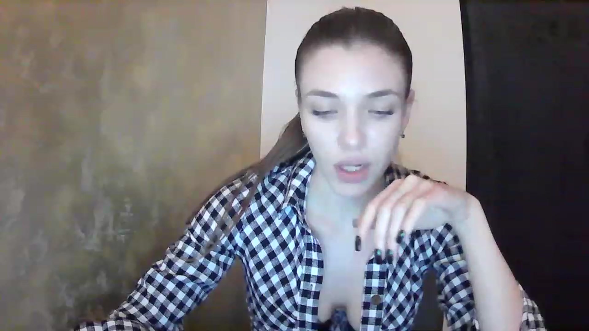 Gallery image thumbnail from GreenKittyy's myfreecams stream on, 01/21/2023, 01:13 image 20 of 20