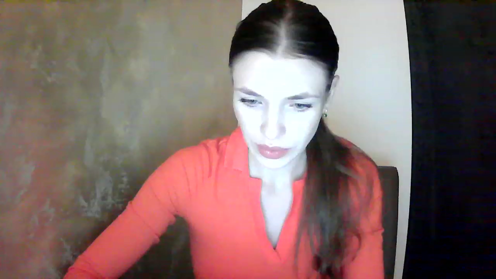 Gallery image thumbnail from GreenKittyy's myfreecams stream on, 01/23/2023, 24:02 image 15 of 20