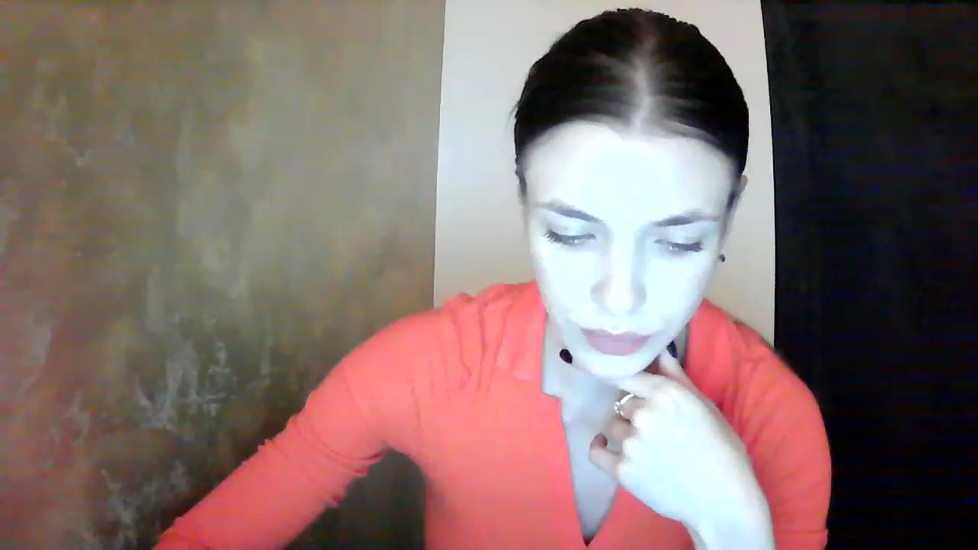 Gallery image thumbnail from GreenKittyy's myfreecams stream on, 01/23/2023, 01:11 image 3 of 20