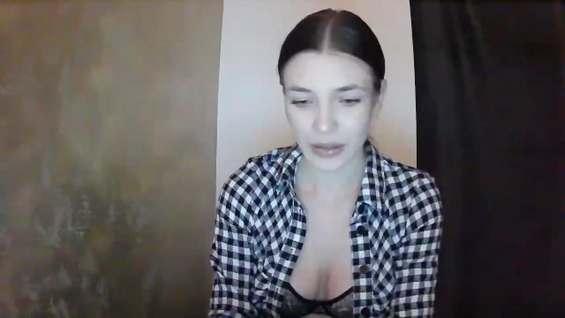 Gallery image thumbnail from GreenKittyy's myfreecams stream on, 01/26/2023, 01:05 image 18 of 20