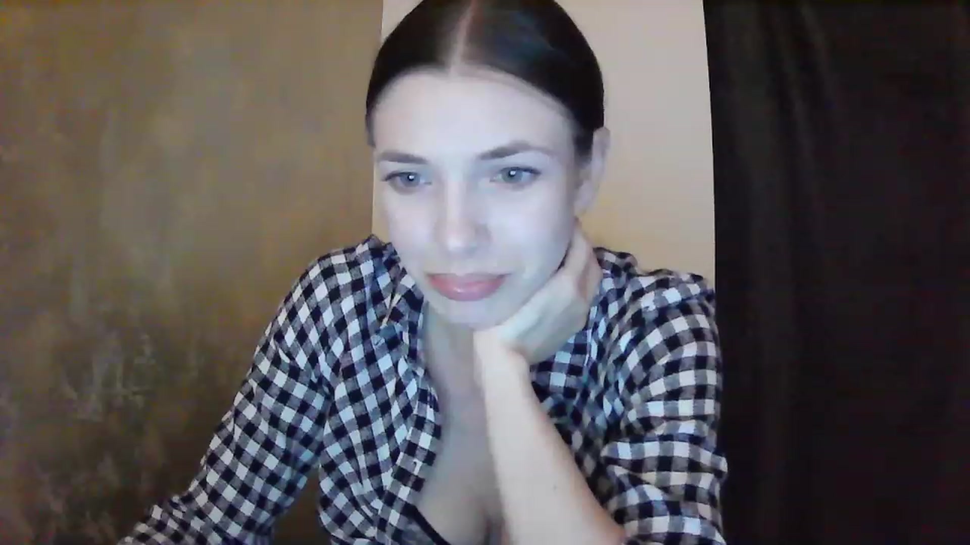 Gallery image thumbnail from GreenKittyy's myfreecams stream on, 01/26/2023, 01:05 image 6 of 20