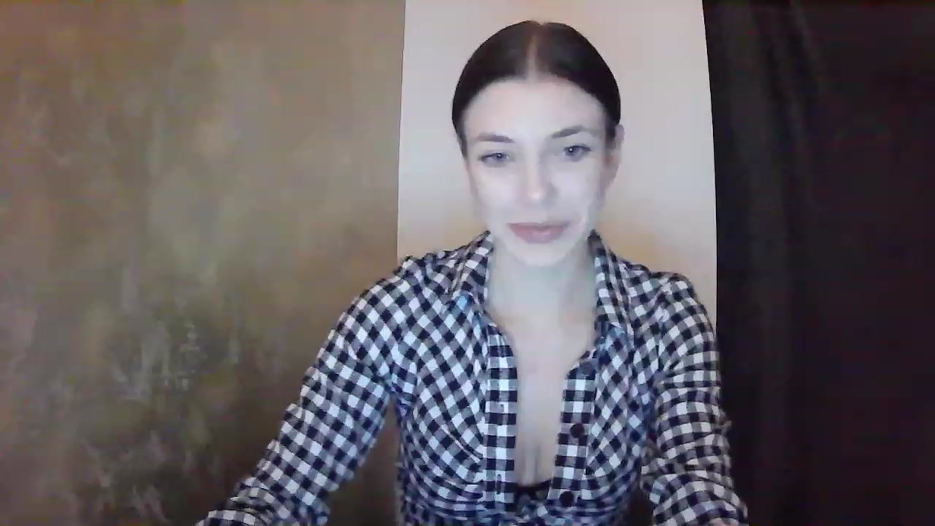 Gallery image thumbnail from GreenKittyy's myfreecams stream on, 01/26/2023, 01:07 image 5 of 20