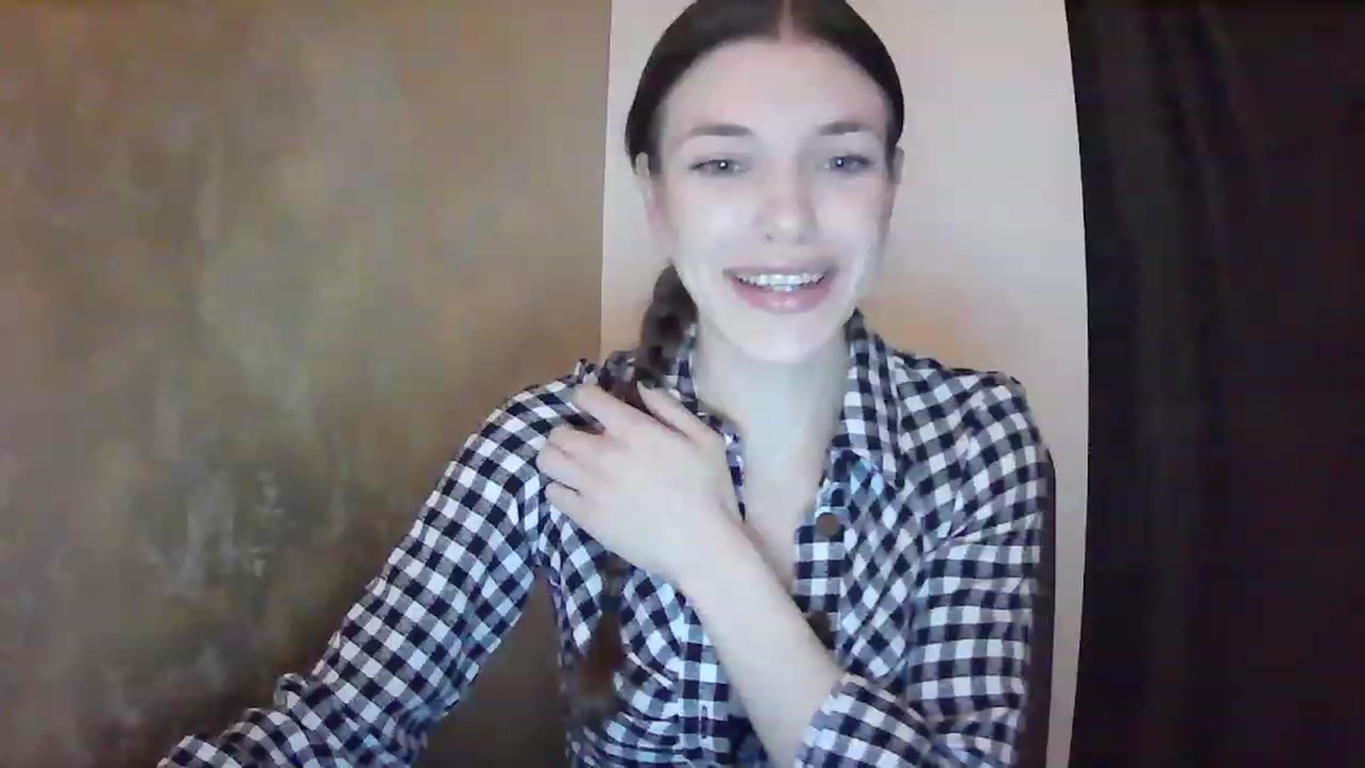 Gallery image thumbnail from GreenKittyy's myfreecams stream on, 01/26/2023, 01:07 image 2 of 20