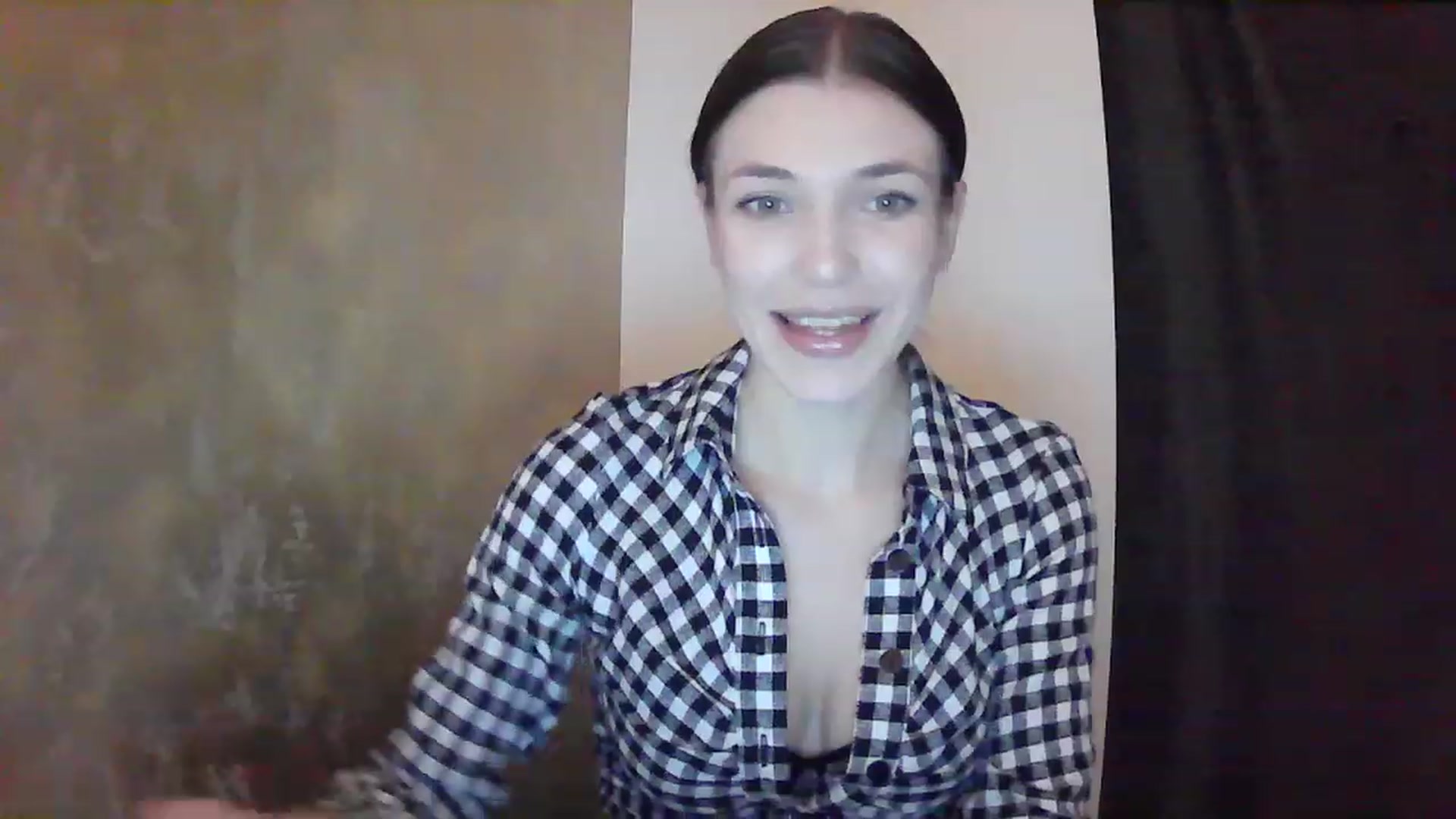 Gallery image thumbnail from GreenKittyy's myfreecams stream on, 01/26/2023, 01:07 image 3 of 20