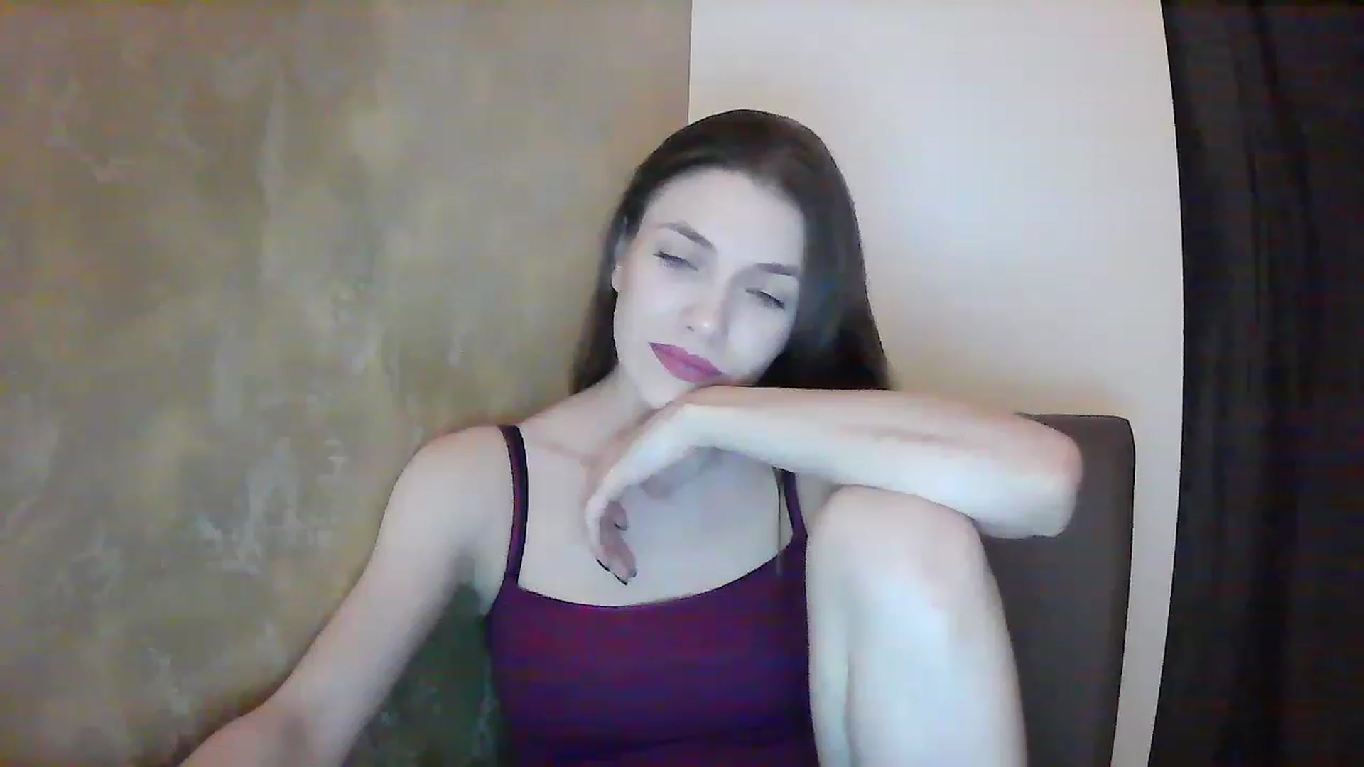 Gallery image thumbnail from GreenKittyy's myfreecams stream on, 01/27/2023, 24:03 image 8 of 20