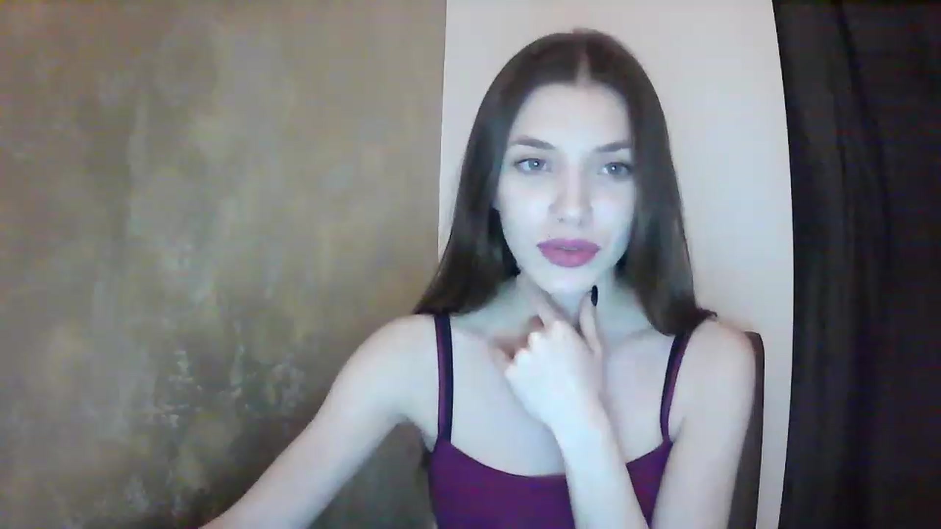 Gallery image thumbnail from GreenKittyy's myfreecams stream on, 01/27/2023, 24:03 image 17 of 20