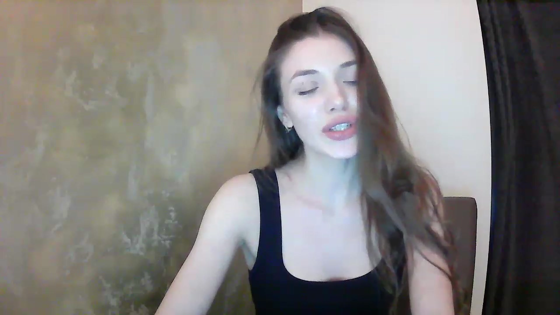 Gallery image thumbnail from GreenKittyy's myfreecams stream on, 01/29/2023, 24:01 image 12 of 20