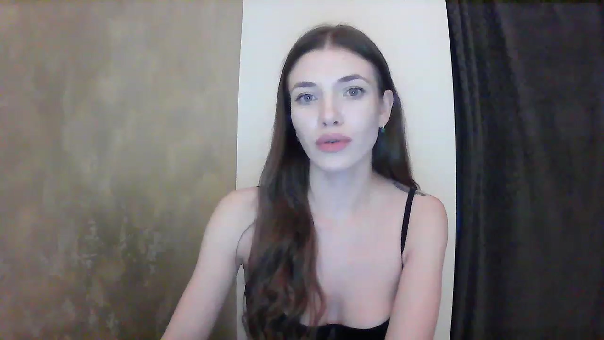 Gallery image thumbnail from GreenKittyy's myfreecams stream on, 01/29/2023, 02:32 image 2 of 20