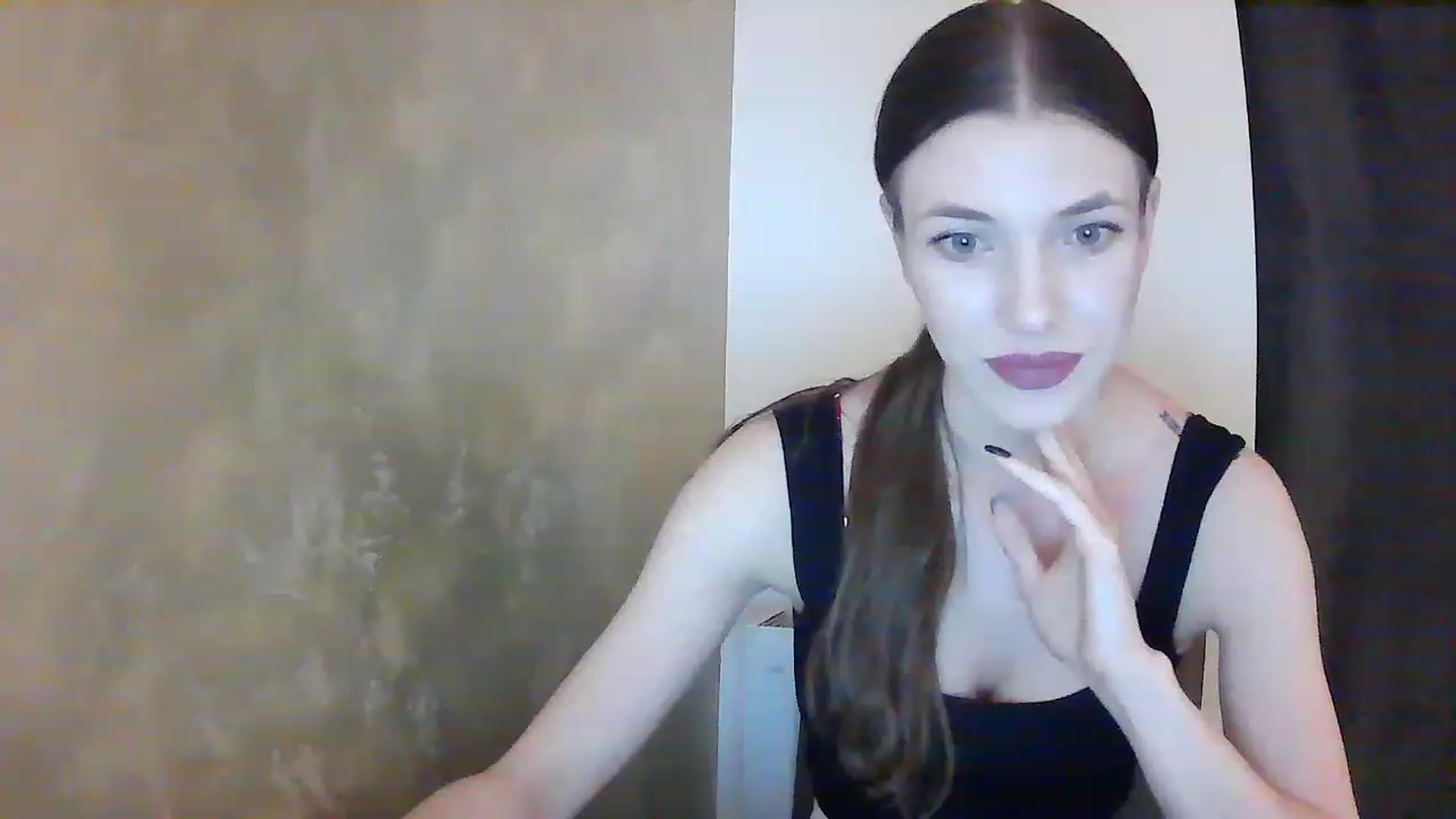 Gallery image thumbnail from GreenKittyy's myfreecams stream on, 01/30/2023, 24:52 image 16 of 20