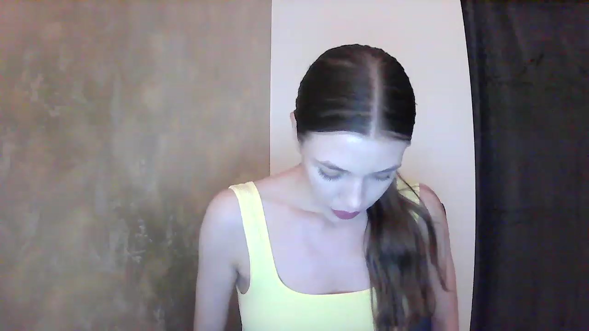 Gallery image thumbnail from GreenKittyy's myfreecams stream on, 01/31/2023, 02:25 image 6 of 20