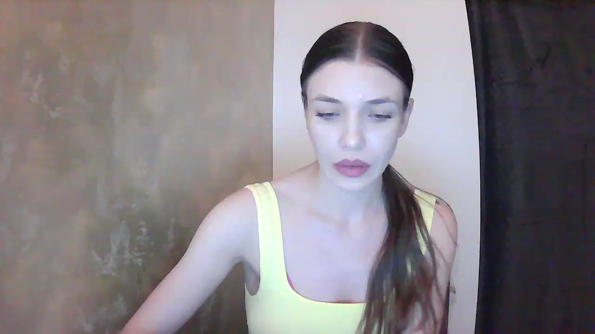 Gallery image thumbnail from GreenKittyy's myfreecams stream on, 01/31/2023, 02:25 image 10 of 20
