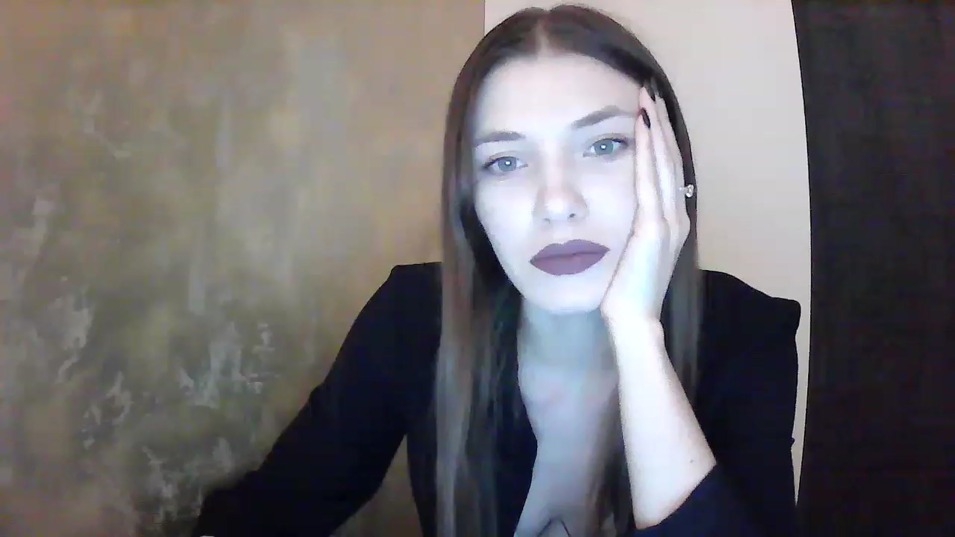 Gallery image thumbnail from GreenKittyy's myfreecams stream on, 02/02/2023, 01:40 image 8 of 20