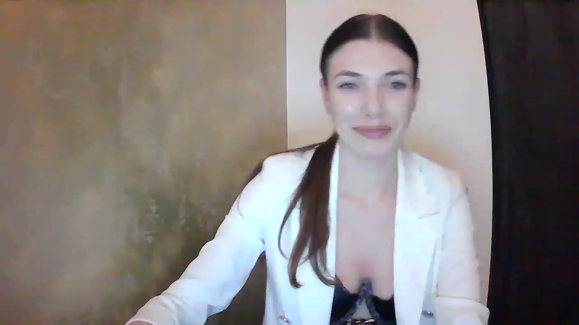 Gallery image thumbnail from GreenKittyy's myfreecams stream on, 02/03/2023, 01:36 image 16 of 20