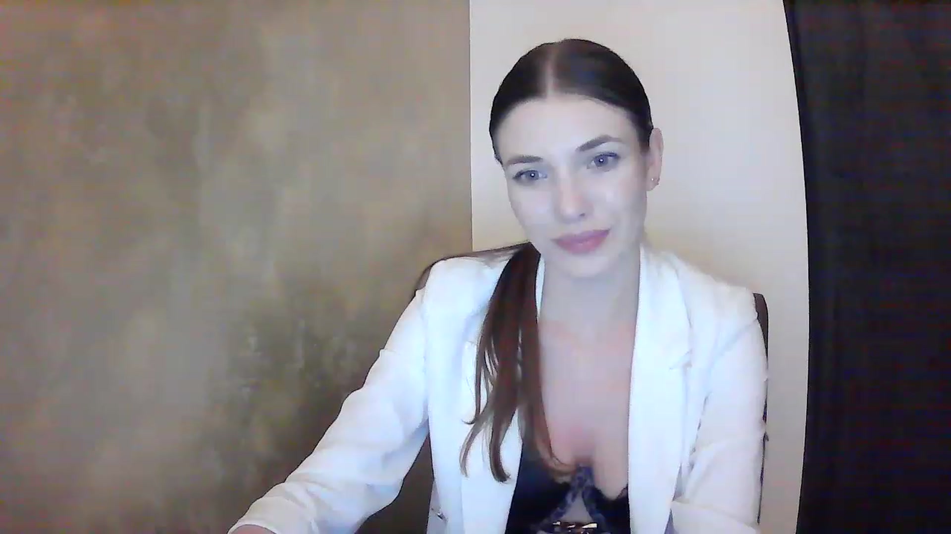 Gallery image thumbnail from GreenKittyy's myfreecams stream on, 02/03/2023, 01:36 image 18 of 20