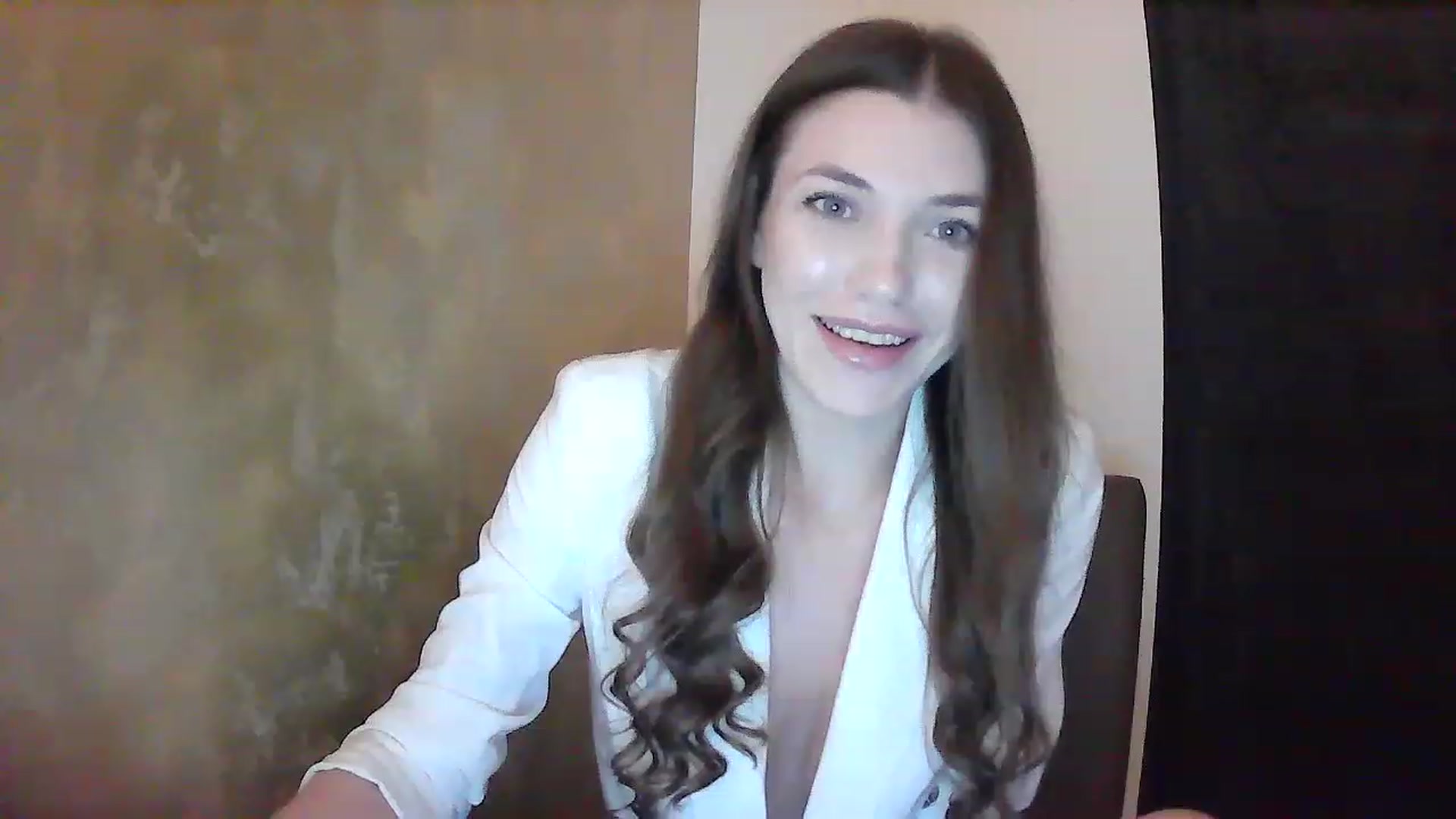 Gallery image thumbnail from GreenKittyy's myfreecams stream on, 02/04/2023, 01:31 image 2 of 20