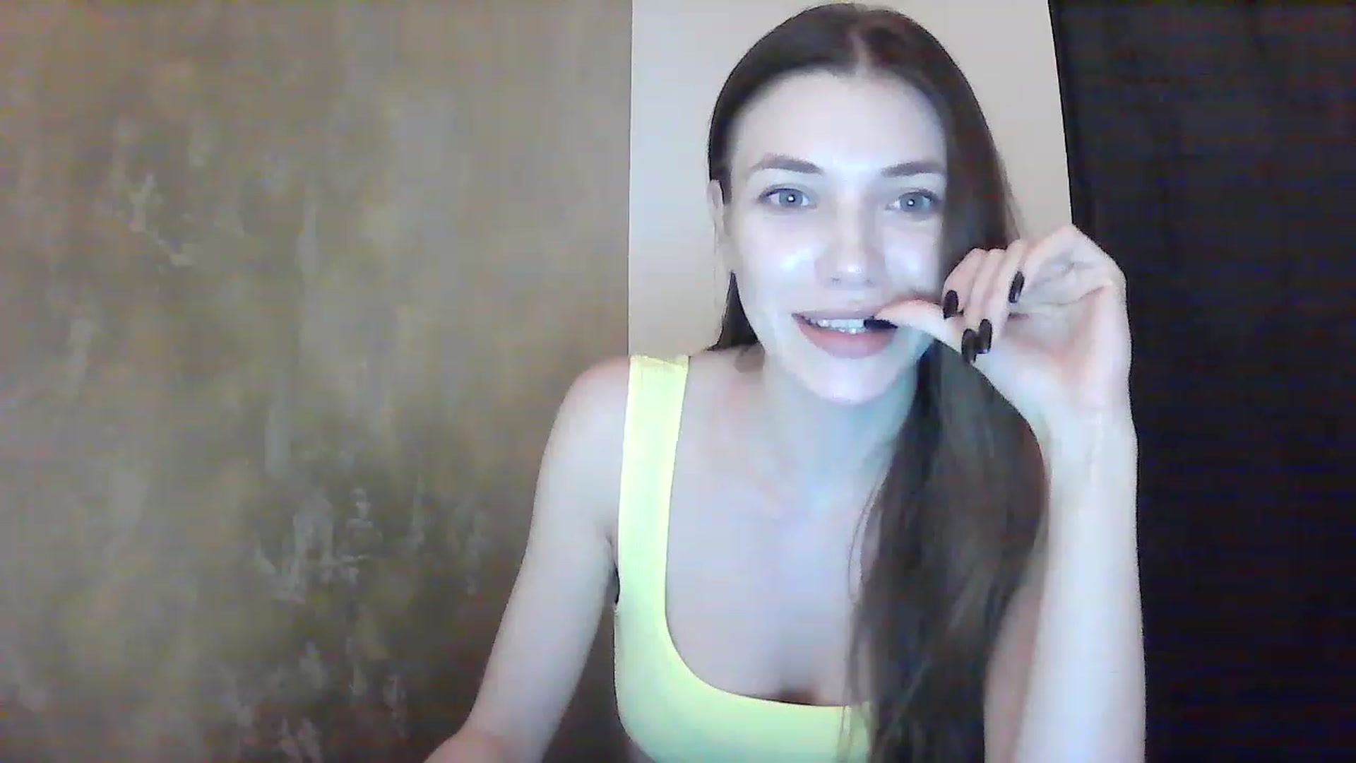 Gallery image thumbnail from GreenKittyy's myfreecams stream on, 02/05/2023, 02:17 image 7 of 20