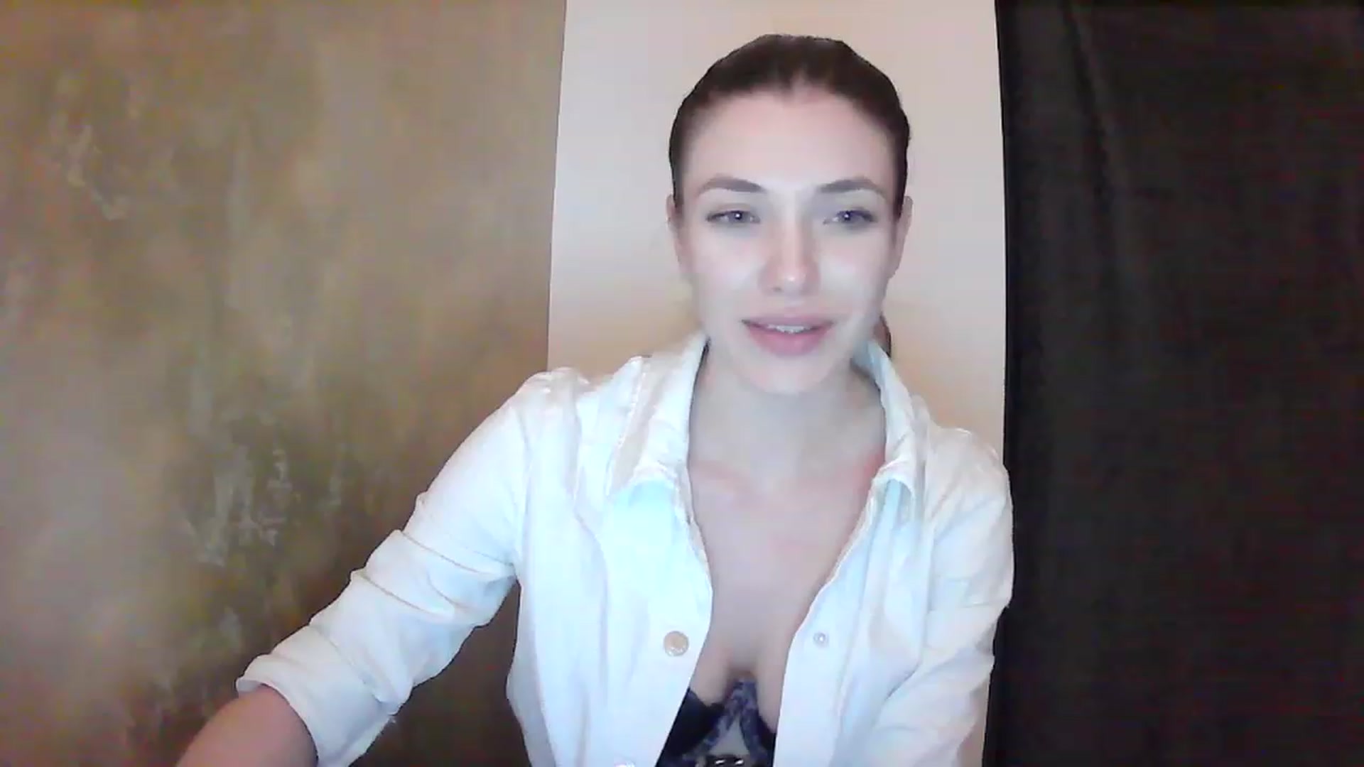 Gallery image thumbnail from GreenKittyy's myfreecams stream on, 02/13/2023, 24:51 image 20 of 20