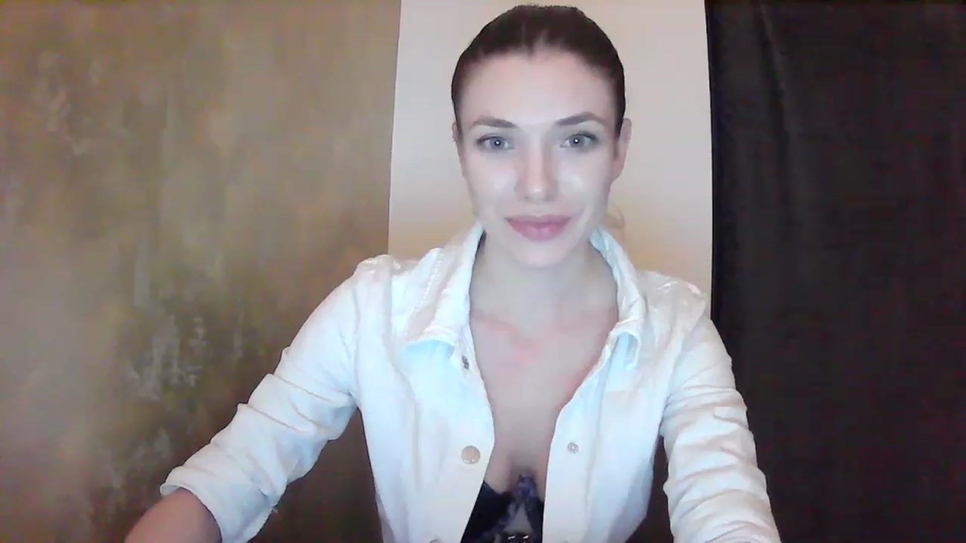 Gallery image thumbnail from GreenKittyy's myfreecams stream on, 02/13/2023, 24:51 image 4 of 20