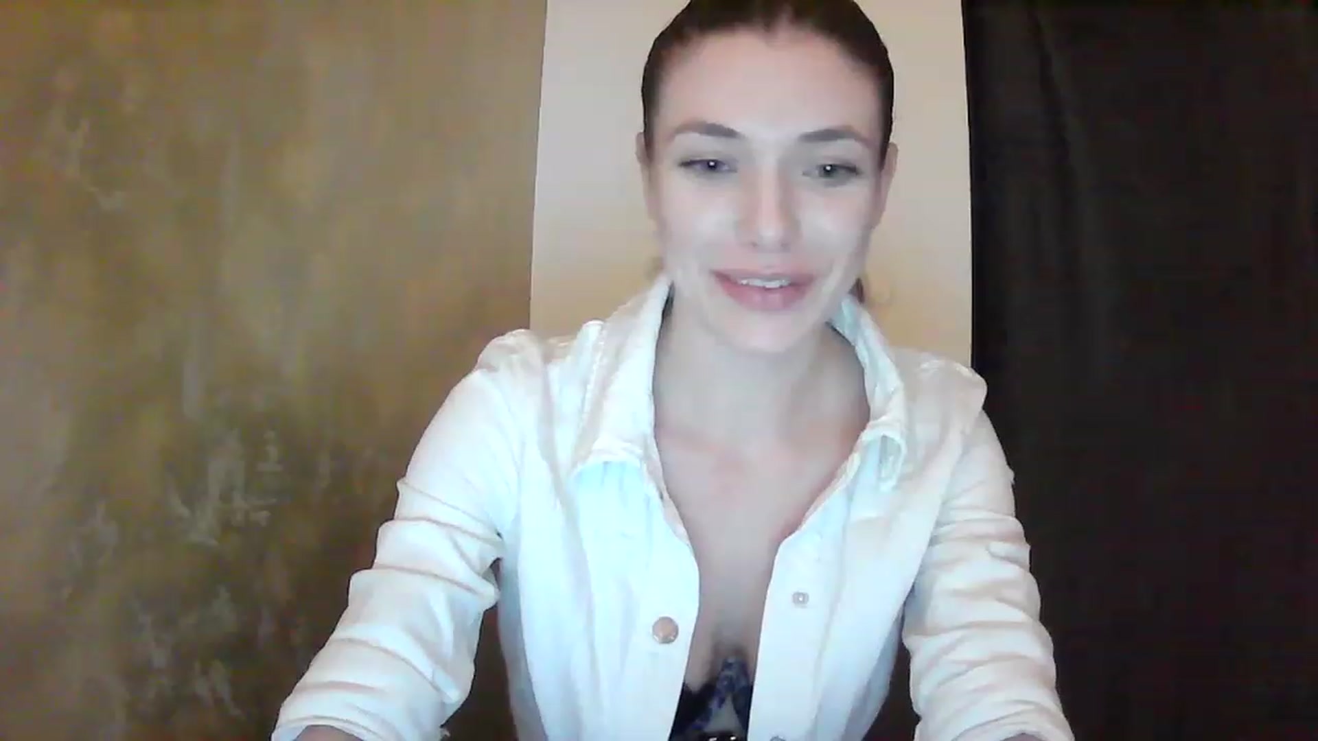 Gallery image thumbnail from GreenKittyy's myfreecams stream on, 02/13/2023, 24:51 image 5 of 20