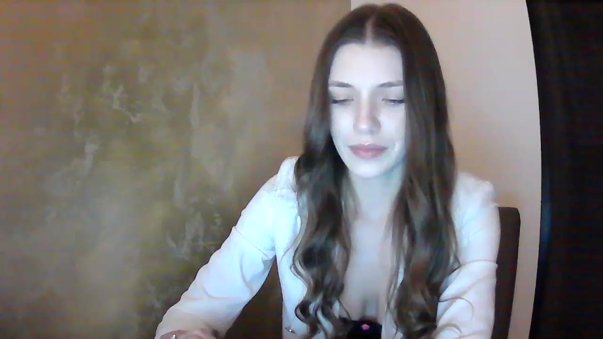 Gallery image thumbnail from GreenKittyy's myfreecams stream on, 02/27/2023, 24:04 image 4 of 20