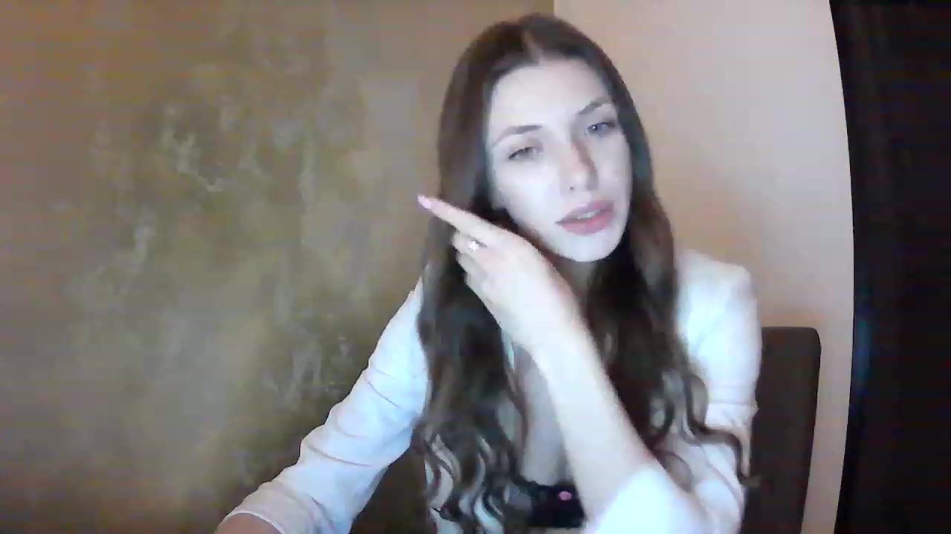 Gallery image thumbnail from GreenKittyy's myfreecams stream on, 02/27/2023, 24:04 image 5 of 20