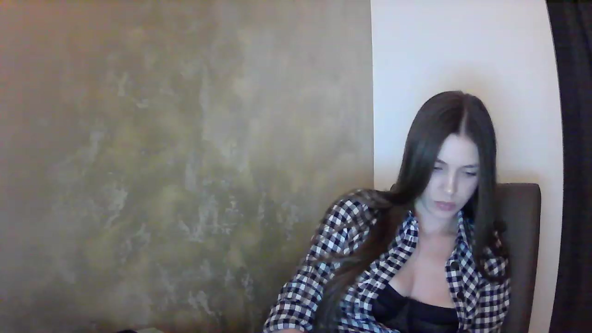 Gallery image thumbnail from GreenKittyy's myfreecams stream on, 03/07/2023, 02:28 image 5 of 20